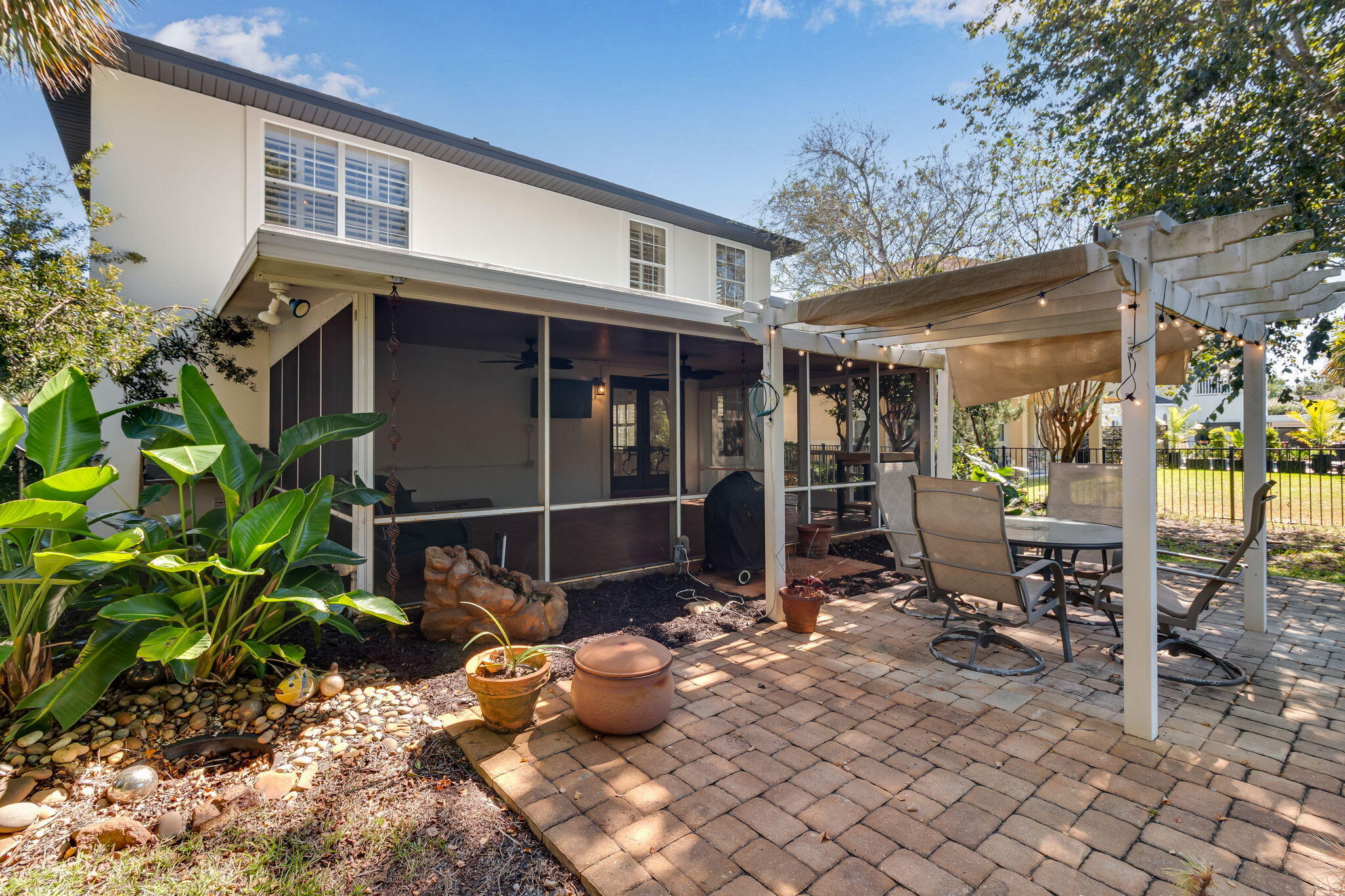 EMERALD LAKES PH III - Residential