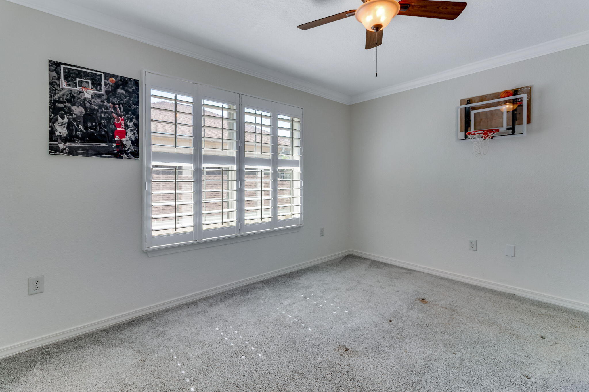 EMERALD LAKES PH III - Residential