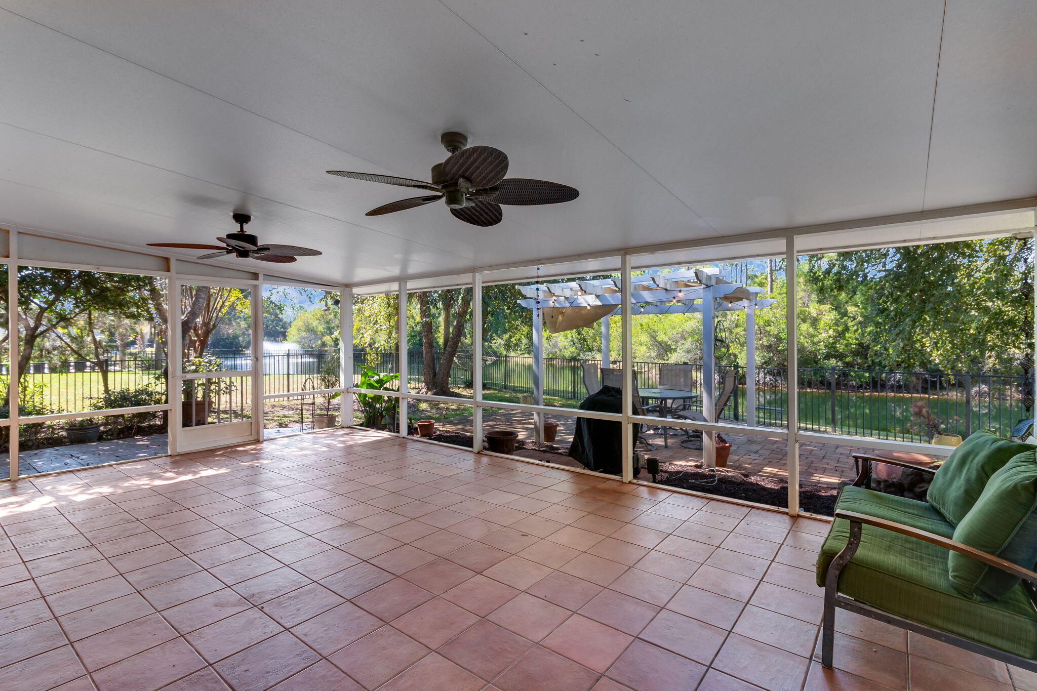 EMERALD LAKES PH III - Residential