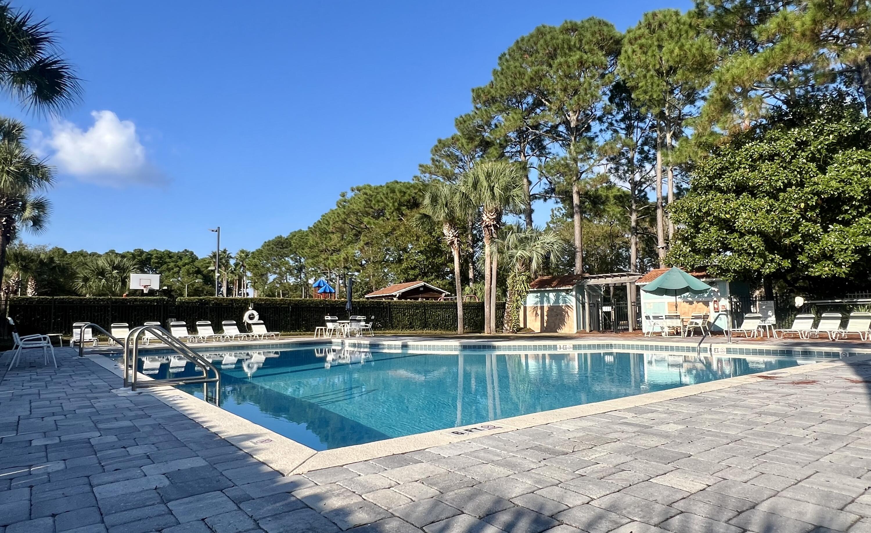 EMERALD LAKES PH III - Residential