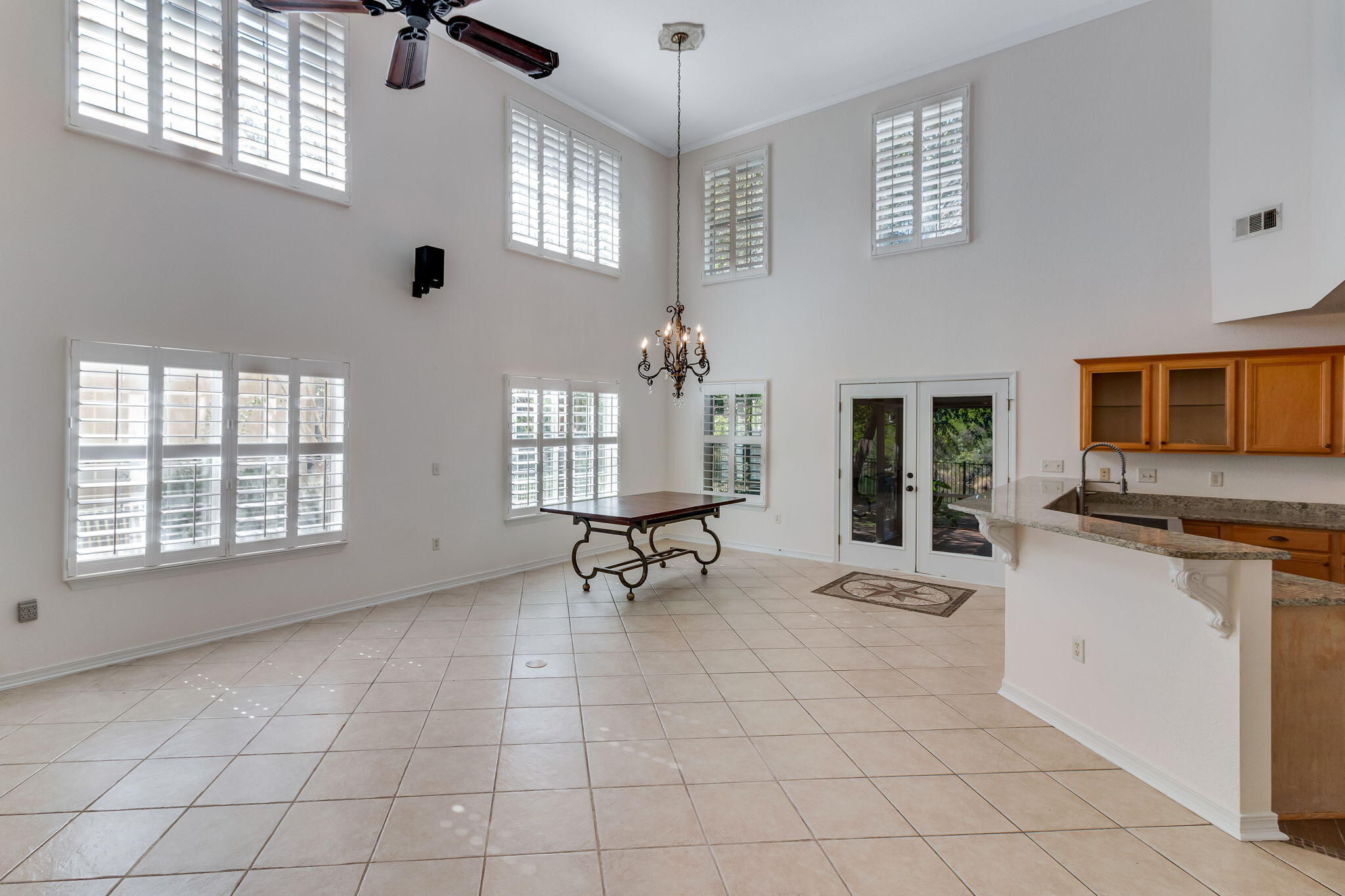 EMERALD LAKES PH III - Residential