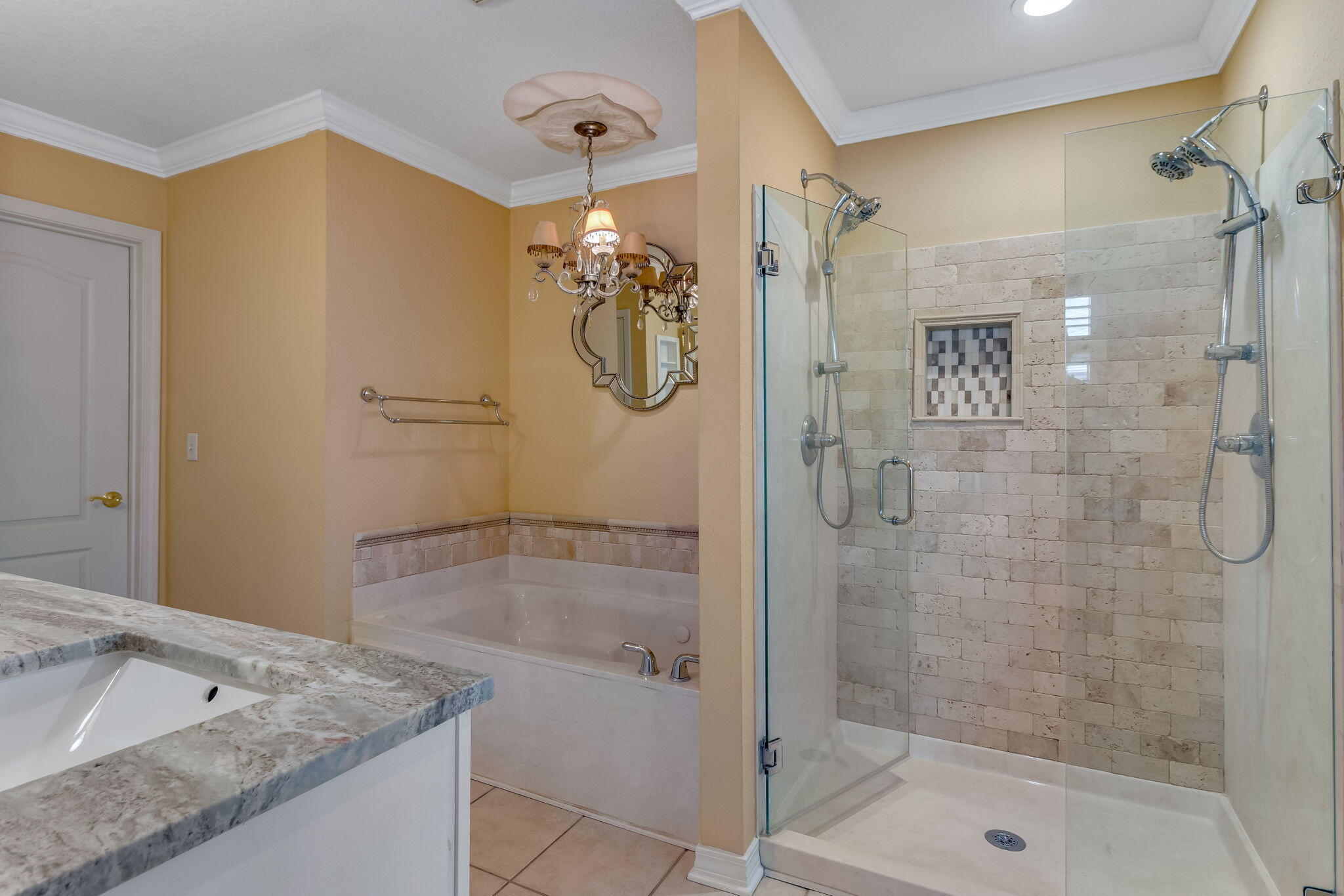 EMERALD LAKES PH III - Residential