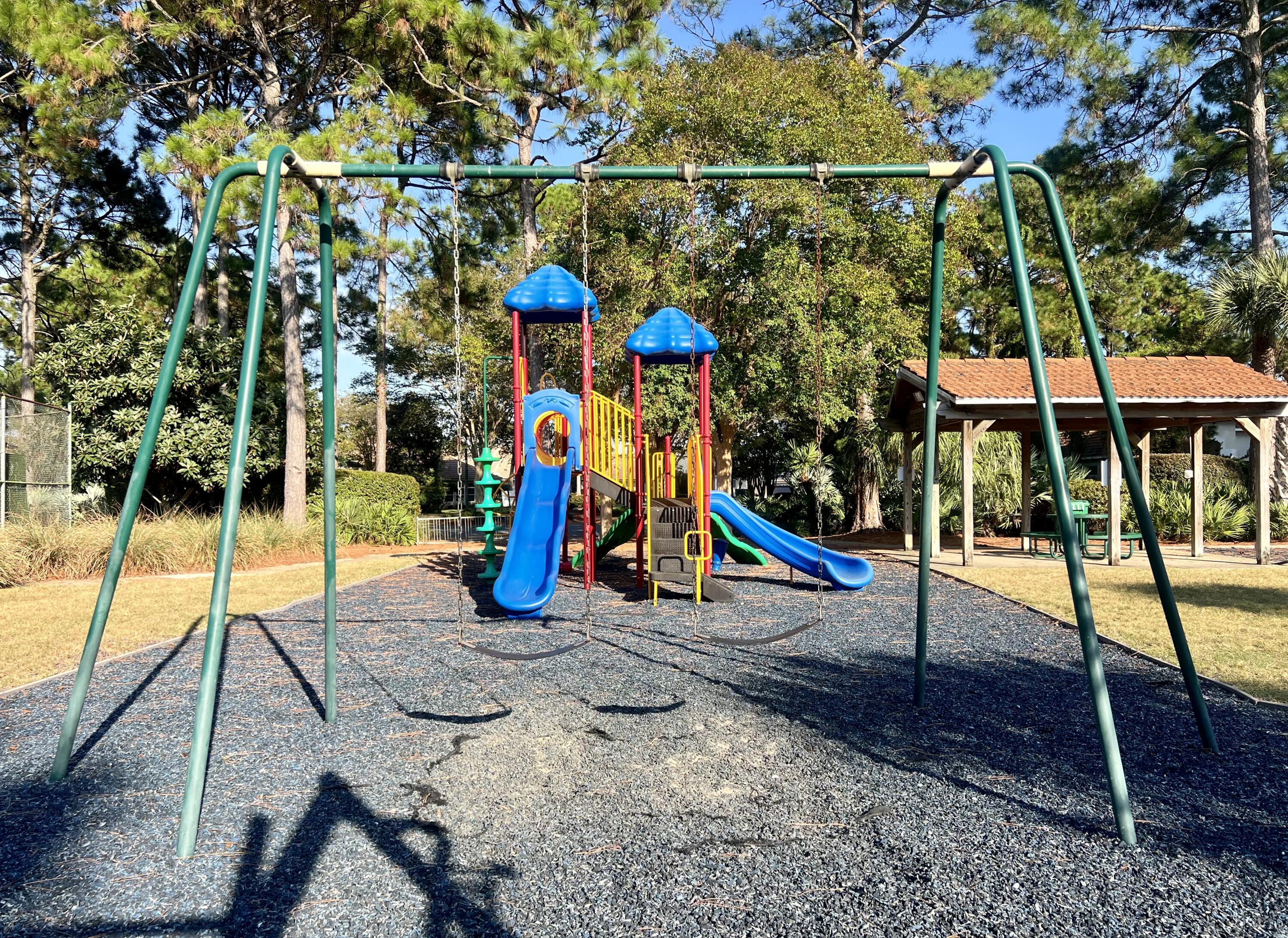 EMERALD LAKES PH III - Residential