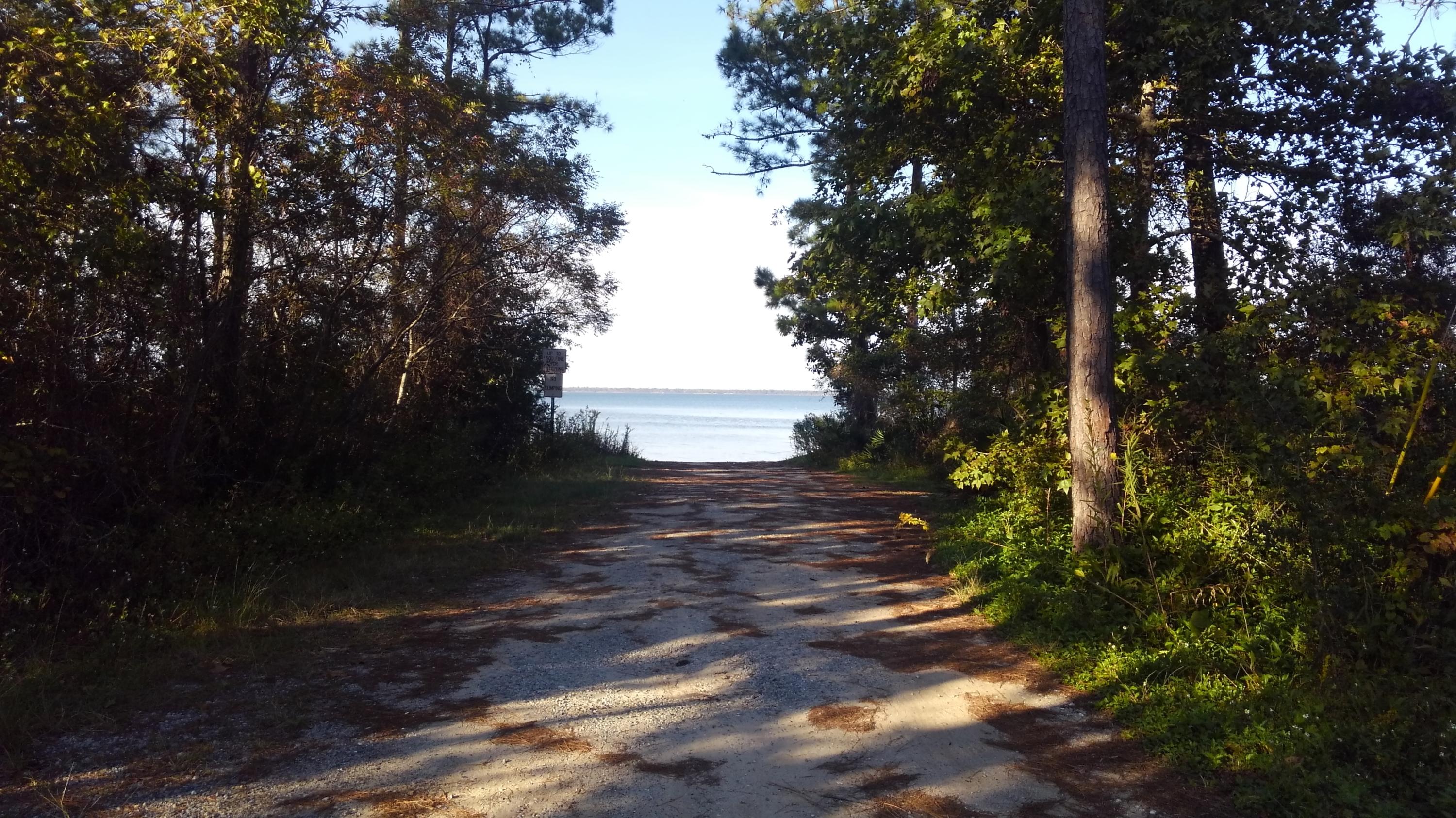 MAGNOLIA BEACH - Land