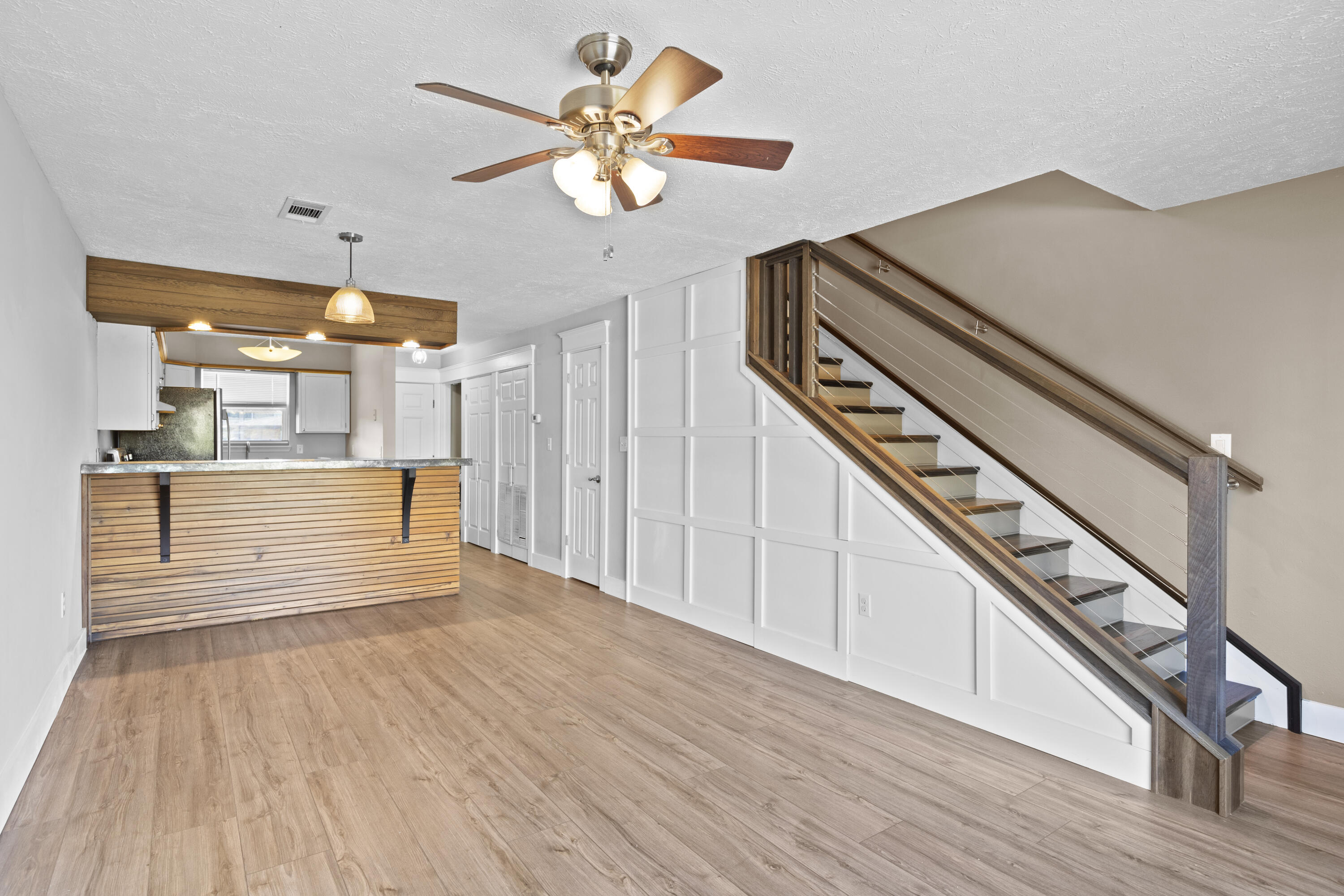 COMMODORES LANDING - Residential