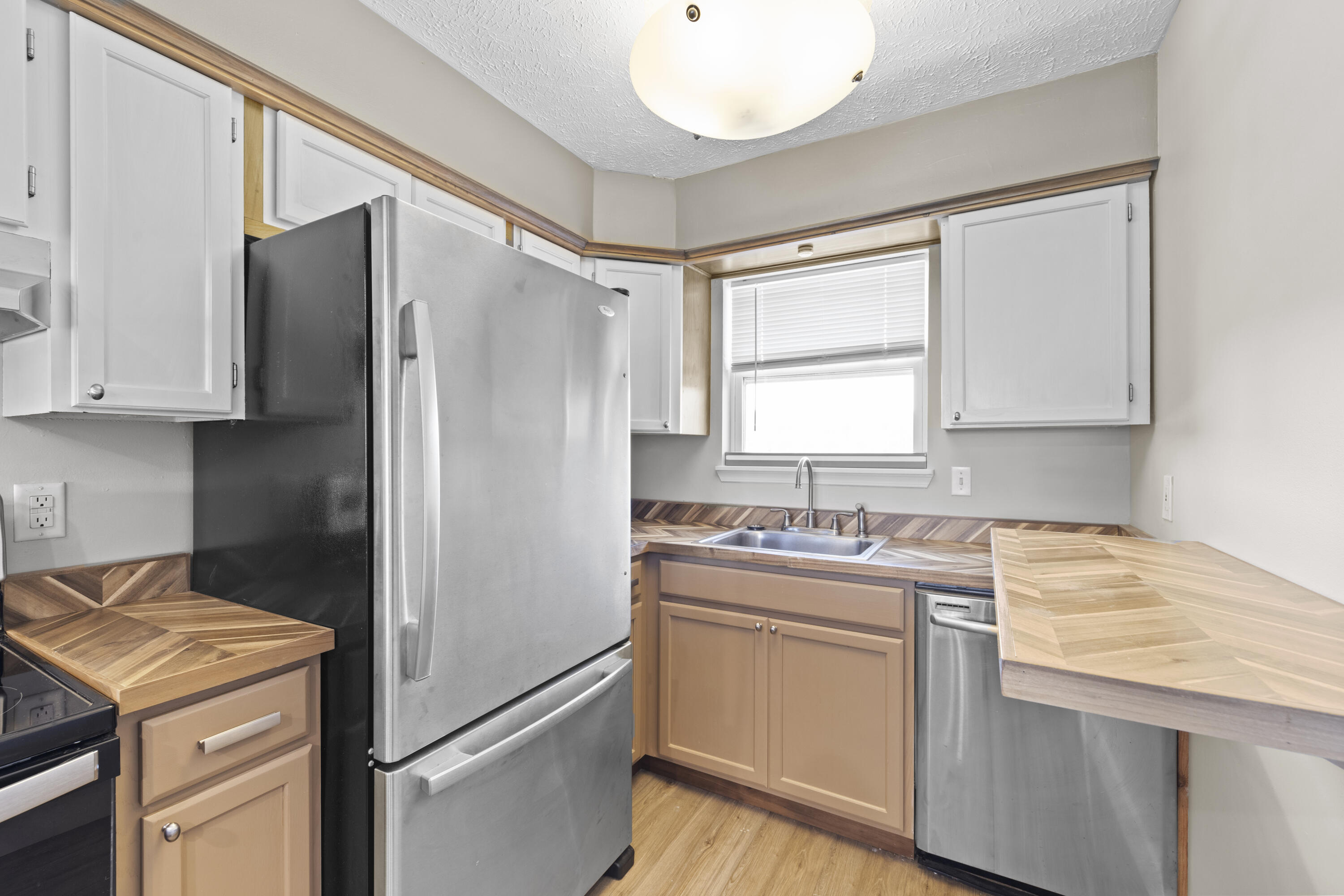 COMMODORES LANDING - Residential