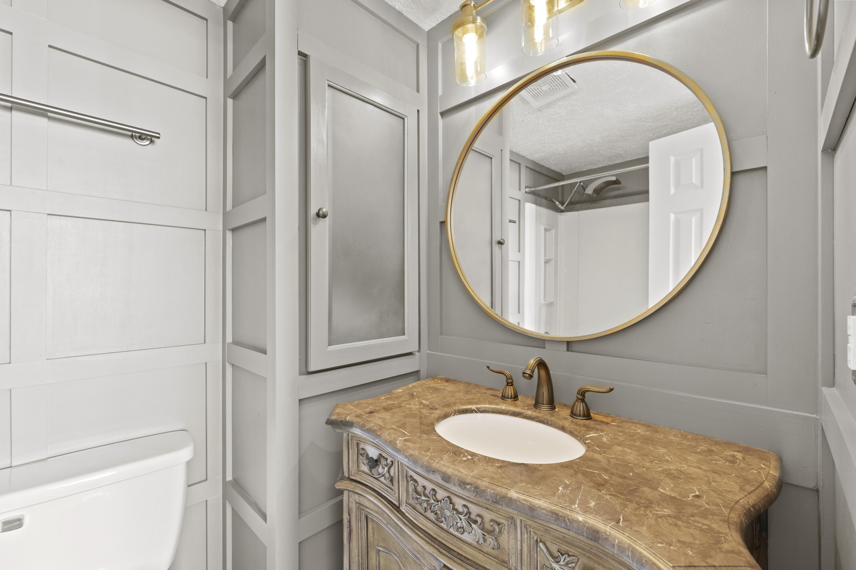 COMMODORES LANDING - Residential