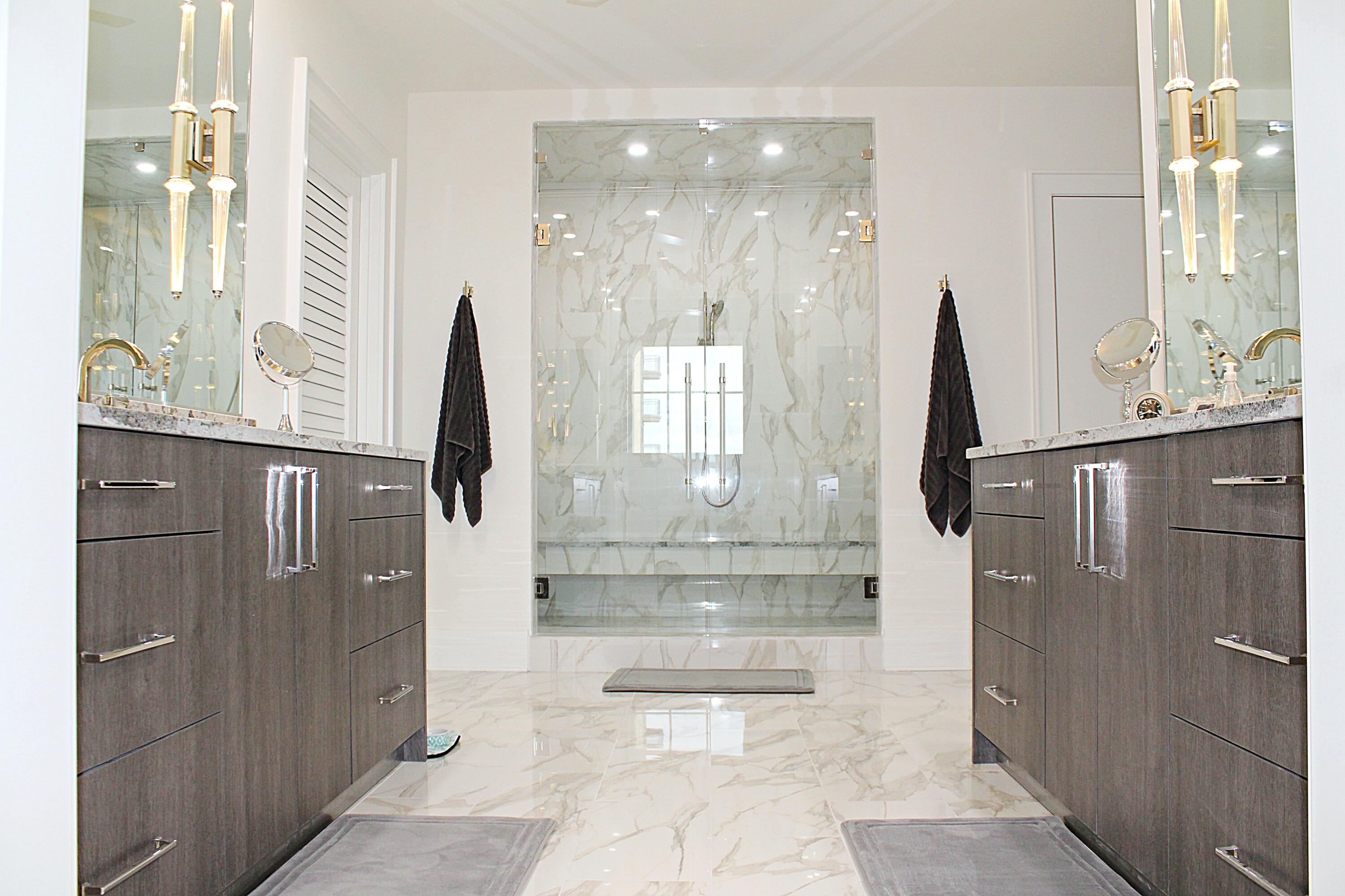 ONE WATER PLACE AT KELLY PLANTATION - Residential