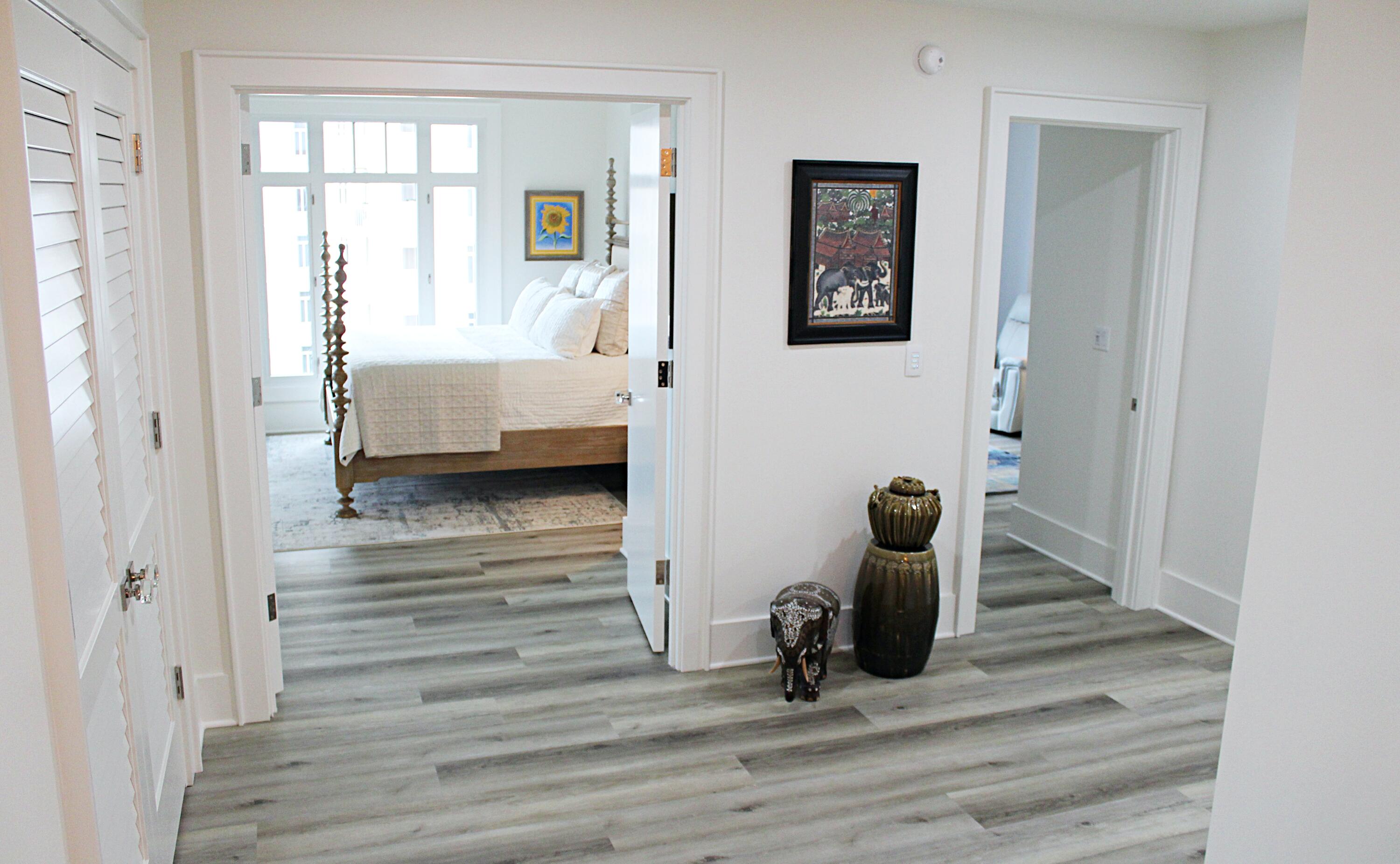ONE WATER PLACE AT KELLY PLANTATION - Residential