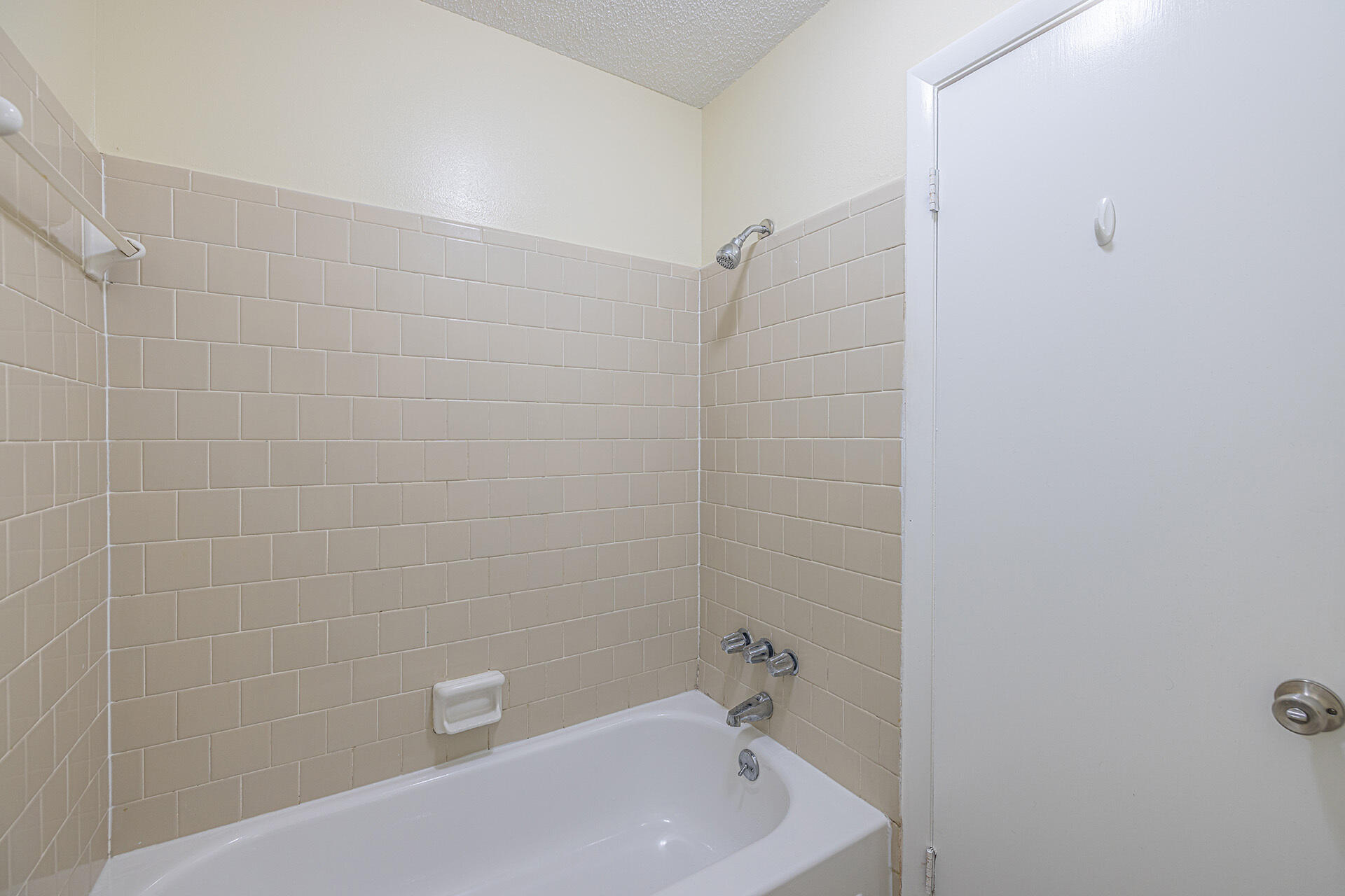 MID PINES - Residential