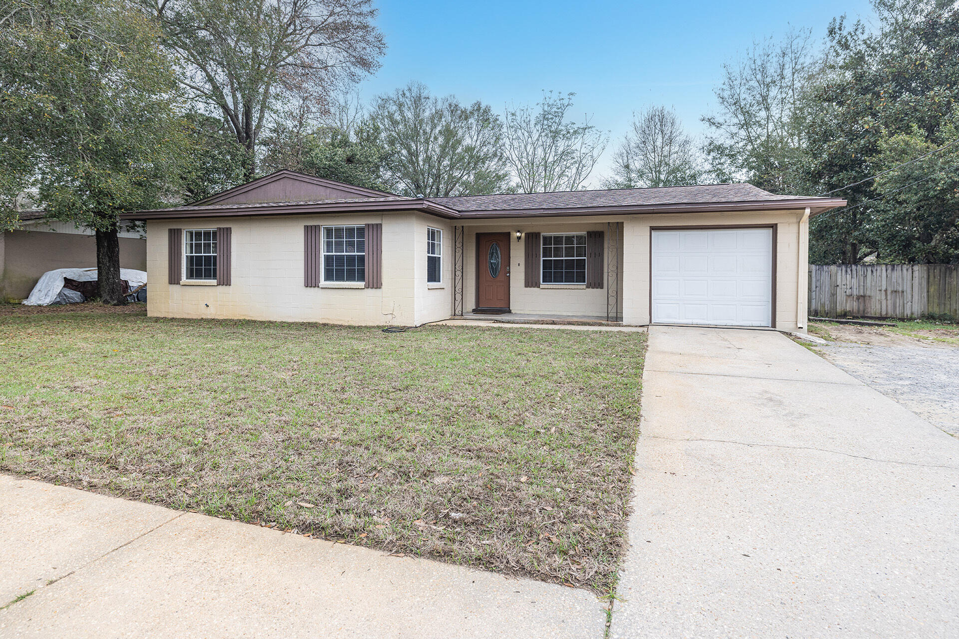 MID PINES - Residential