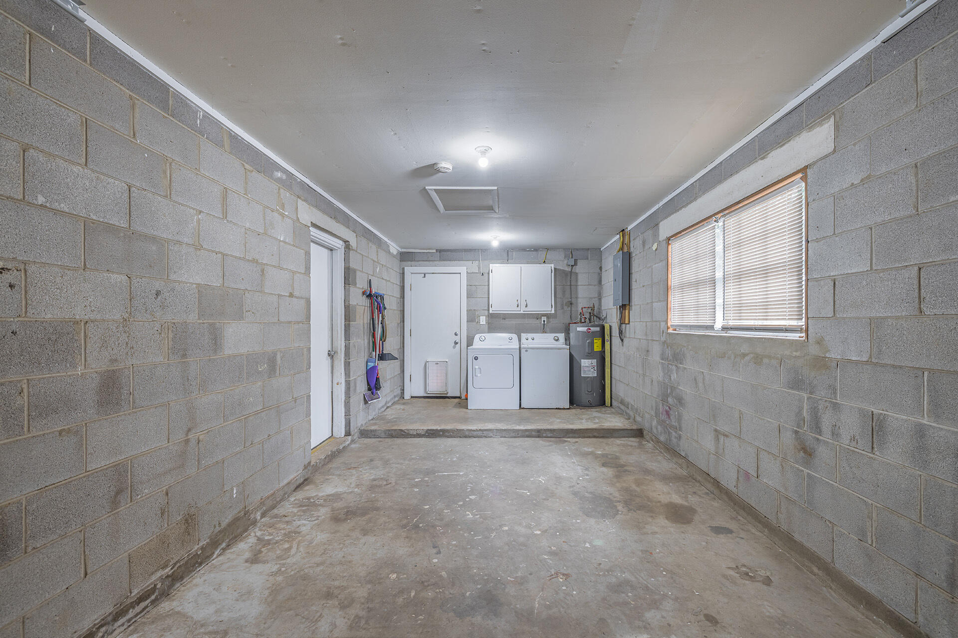 MID PINES - Residential