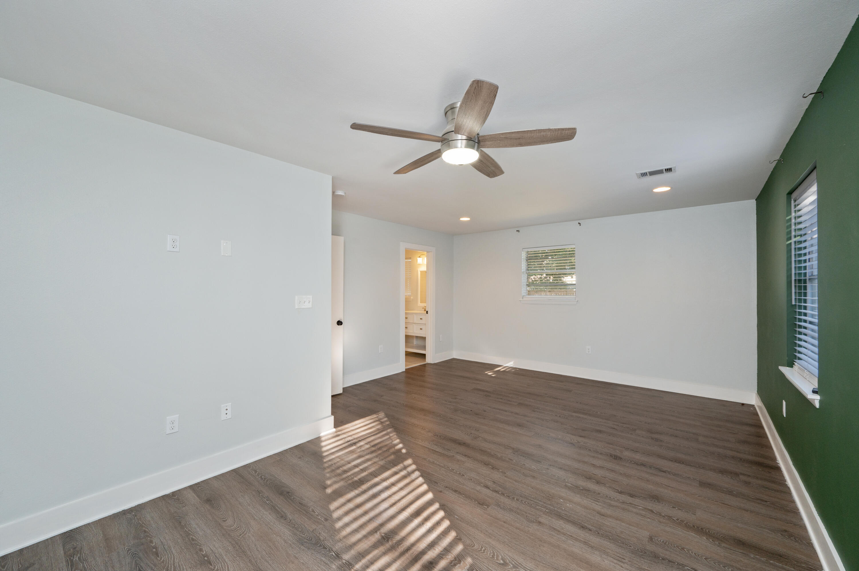 BAYOU WOODS 1ST ADDN - Residential Lease