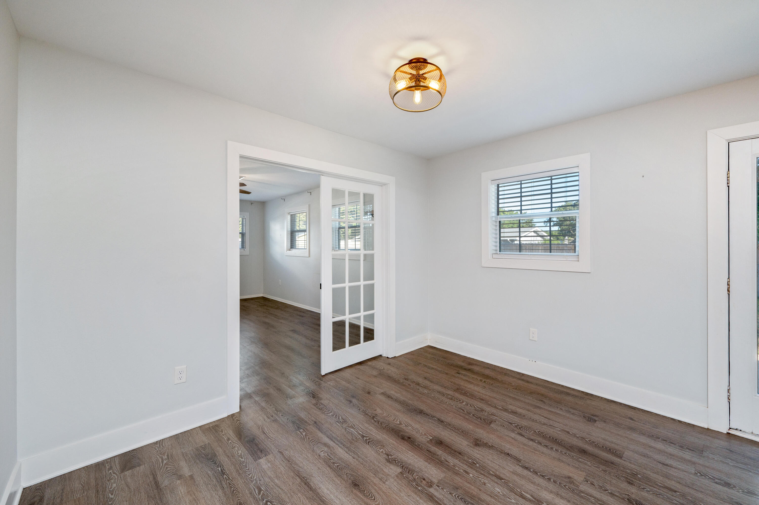 BAYOU WOODS 1ST ADDN - Residential Lease