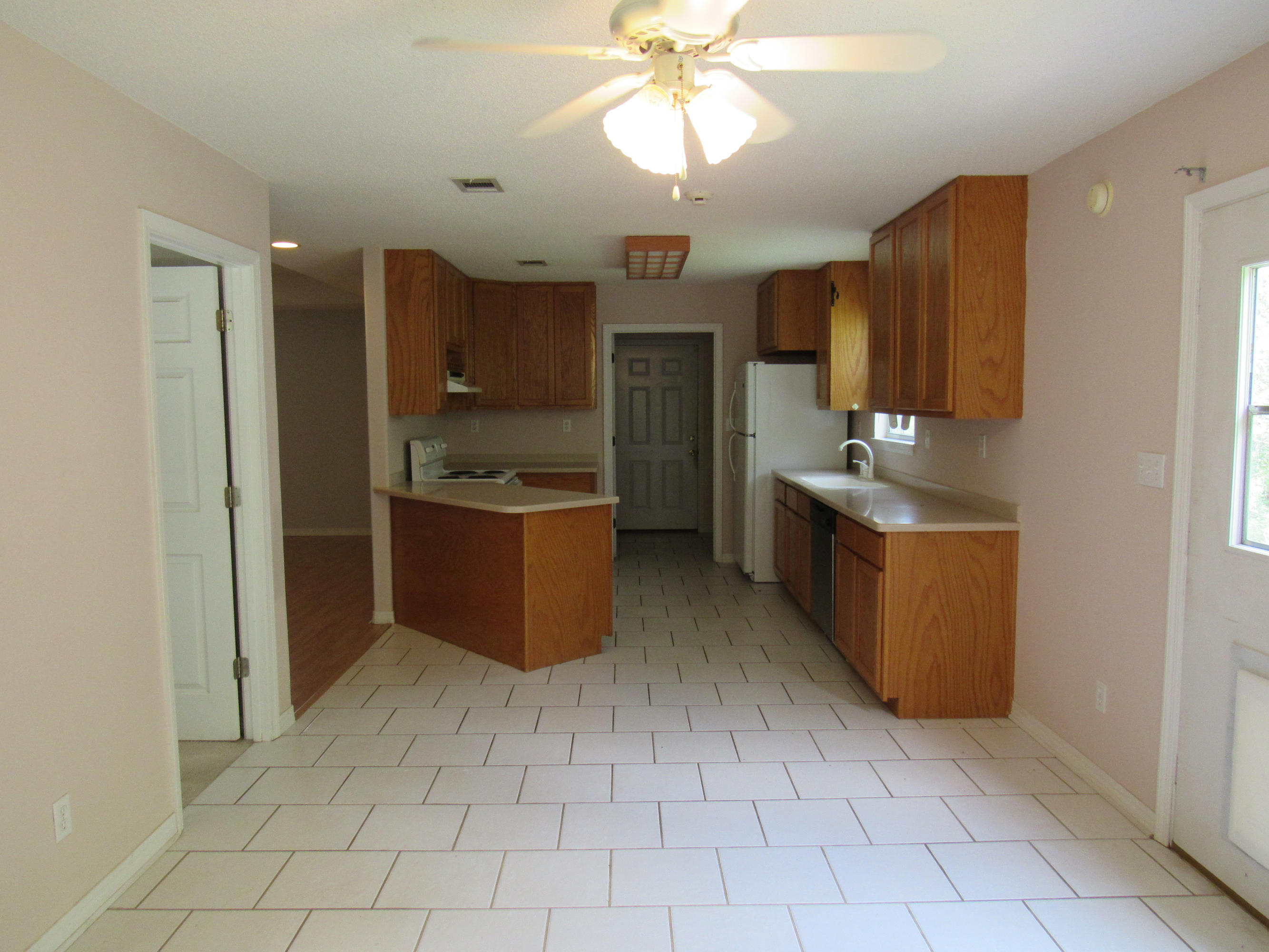 ROLLING HILLS ESTATES - Residential