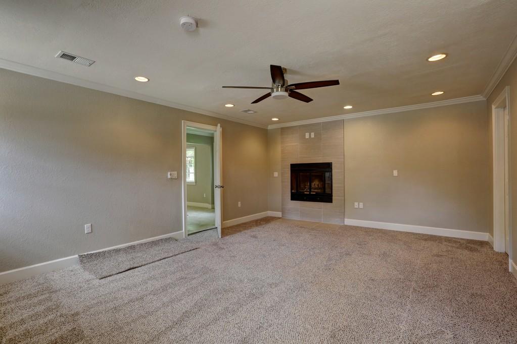 ELLIOTTS POINT 10TH ADDN - Residential