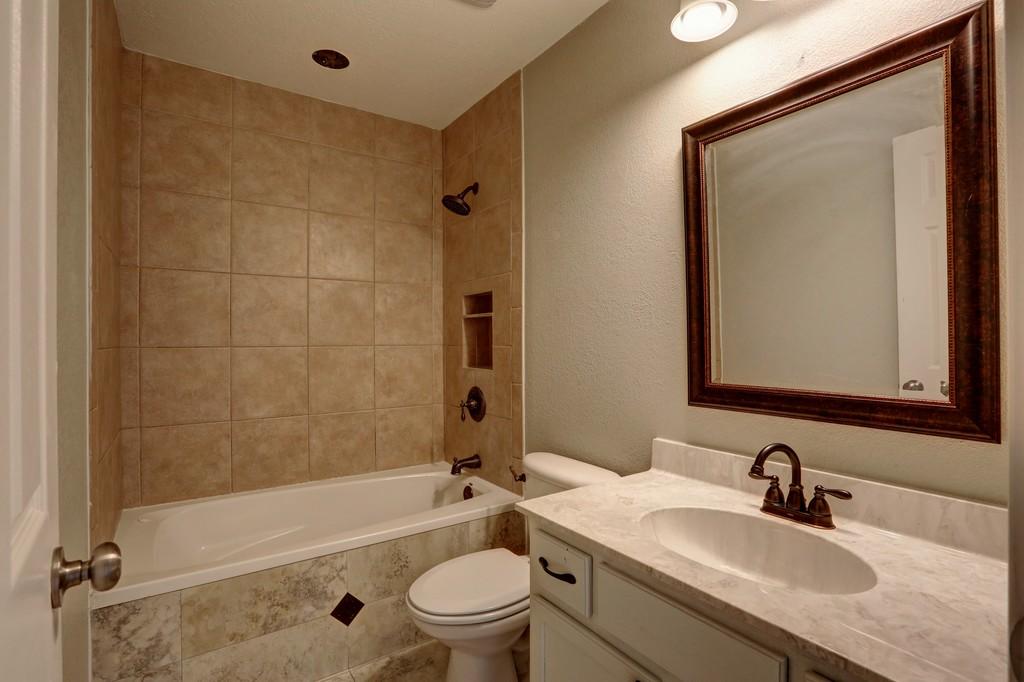 ELLIOTTS POINT 10TH ADDN - Residential