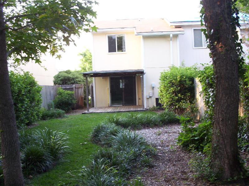 AZALEA GARDENS 1ST ADDN - Residential Lease