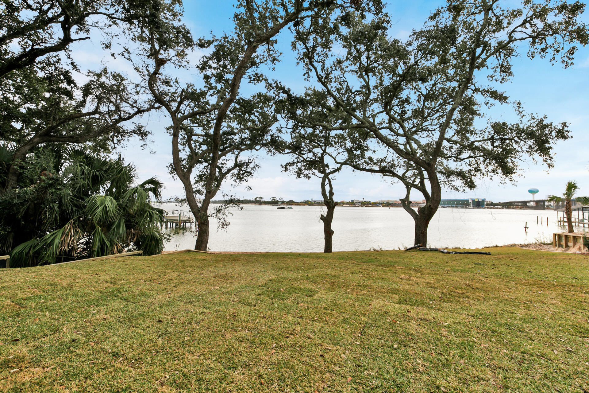 BAY TOWNE VIEW - Residential