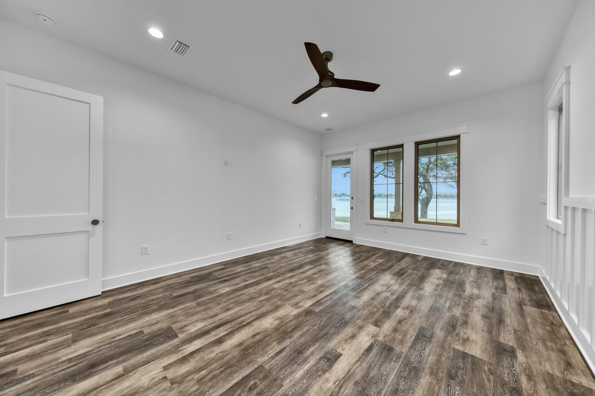 BAY TOWNE VIEW - Residential