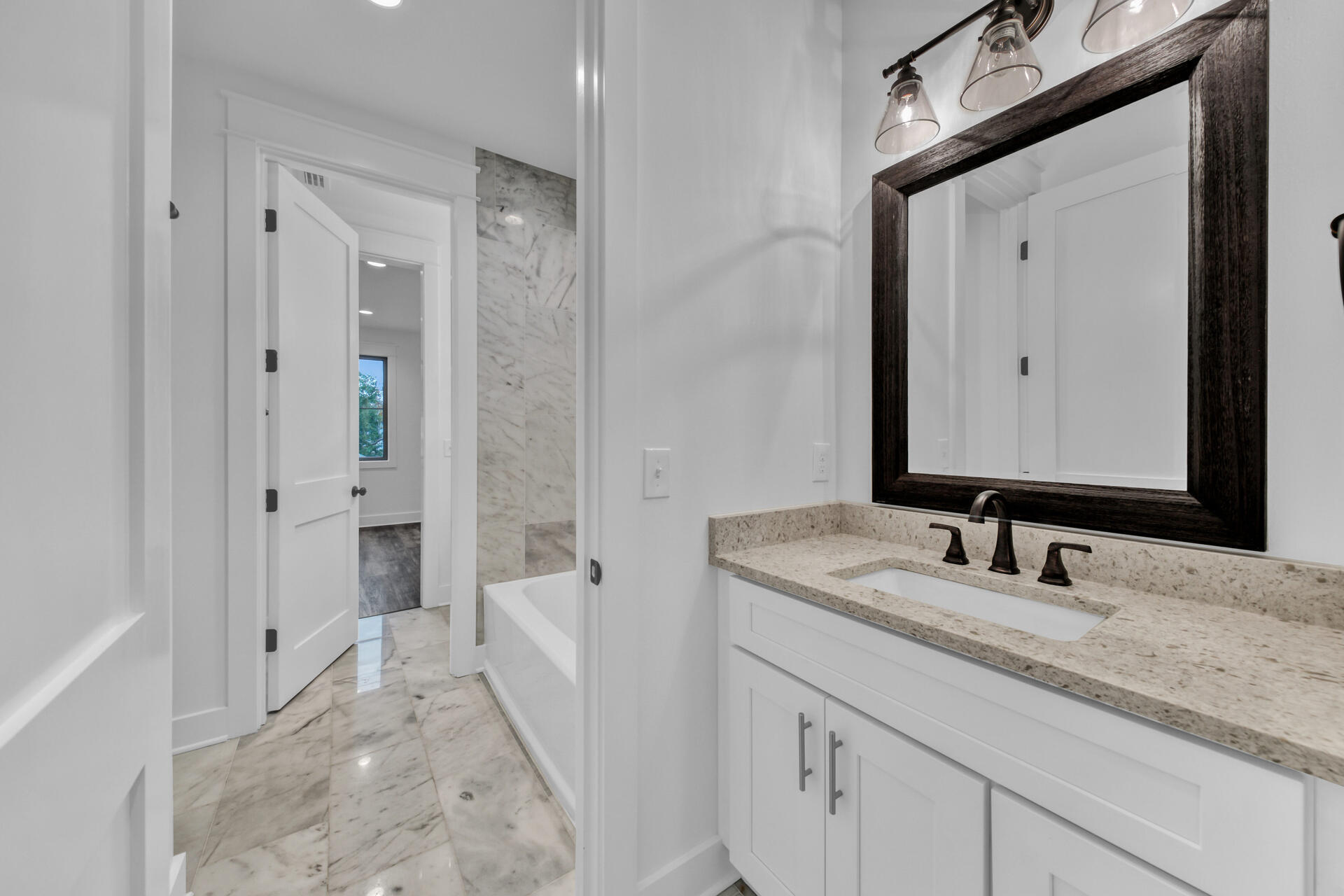 BAY TOWNE VIEW - Residential