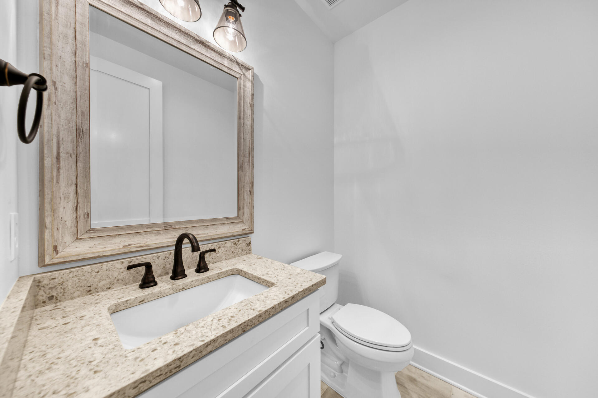 BAY TOWNE VIEW - Residential