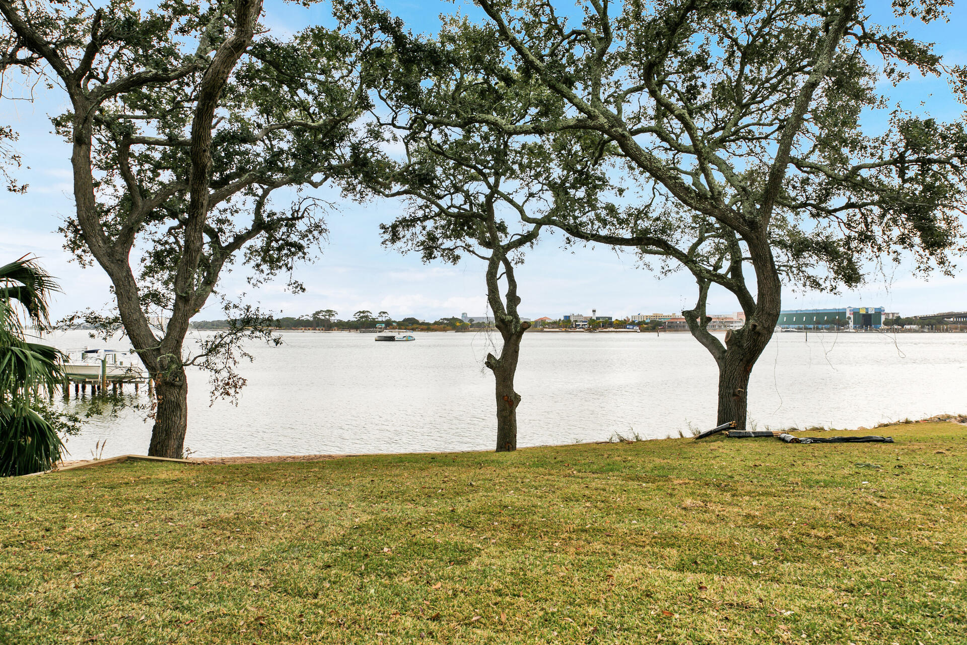 BAY TOWNE VIEW - Residential