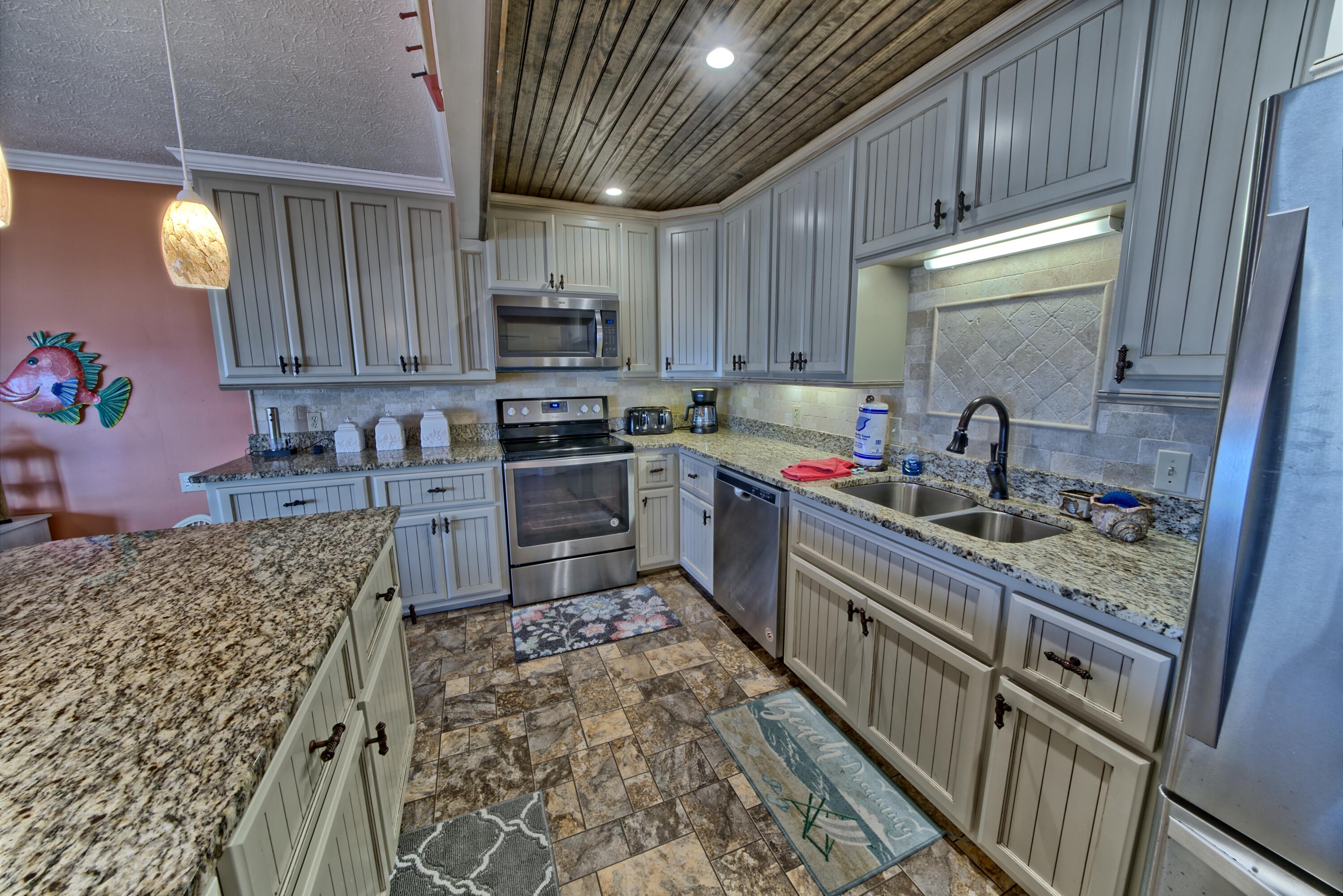 Harbor Arms - Residential