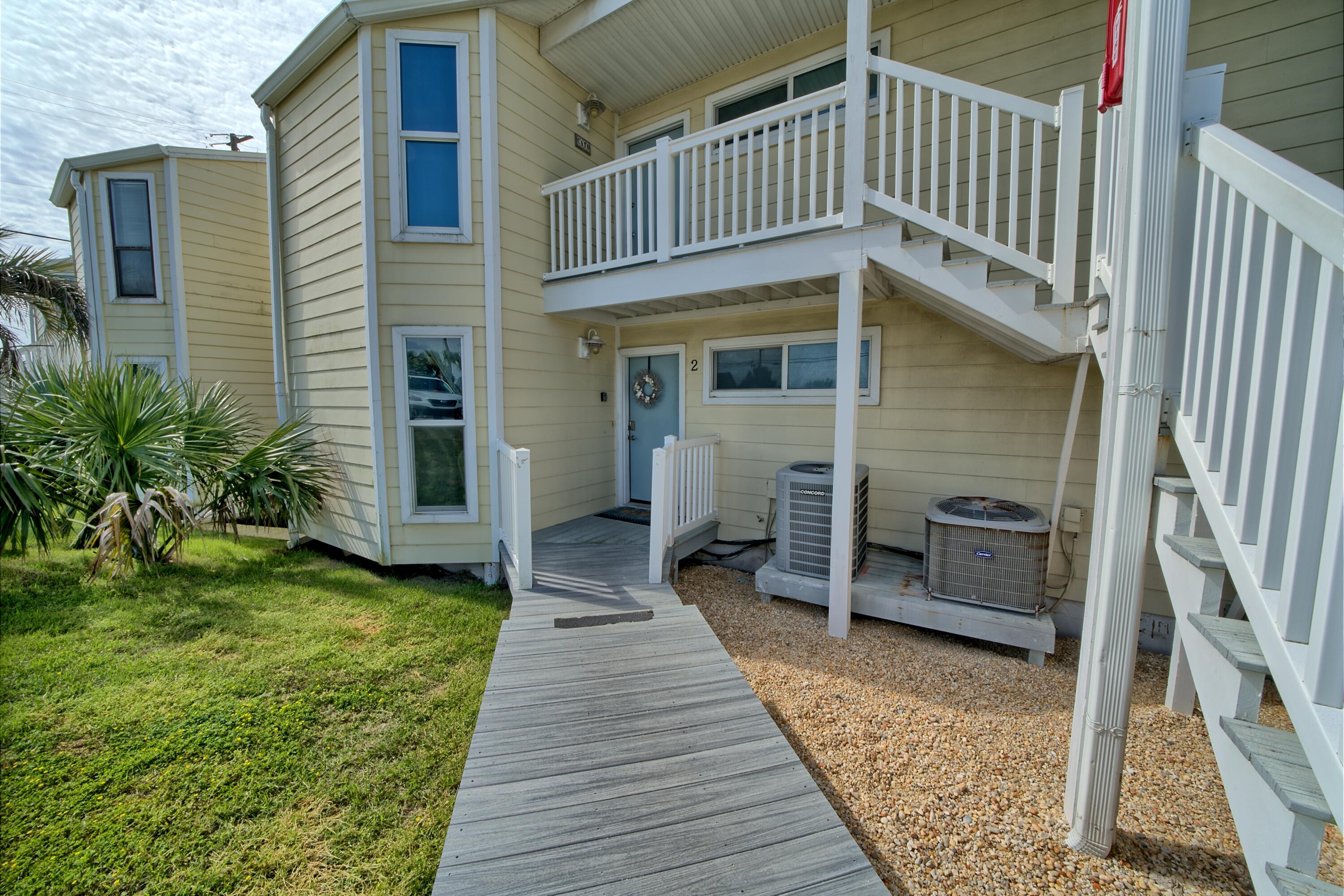 Harbor Arms - Residential