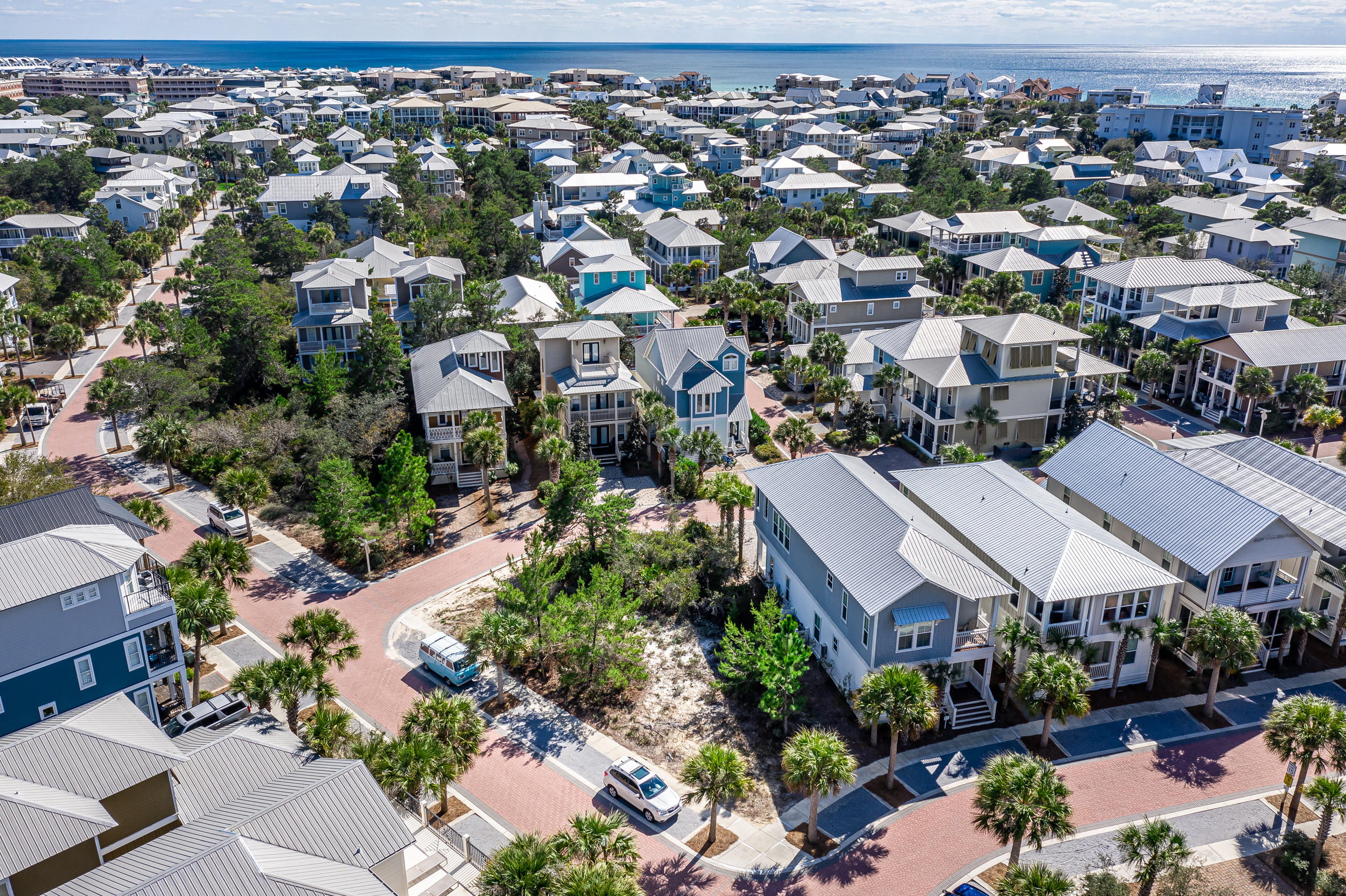 Nice lot in Seacrest to build your dream home. Close to the beach, Rosemary Beach and all that 30A has to offer. Photos to come soon!!