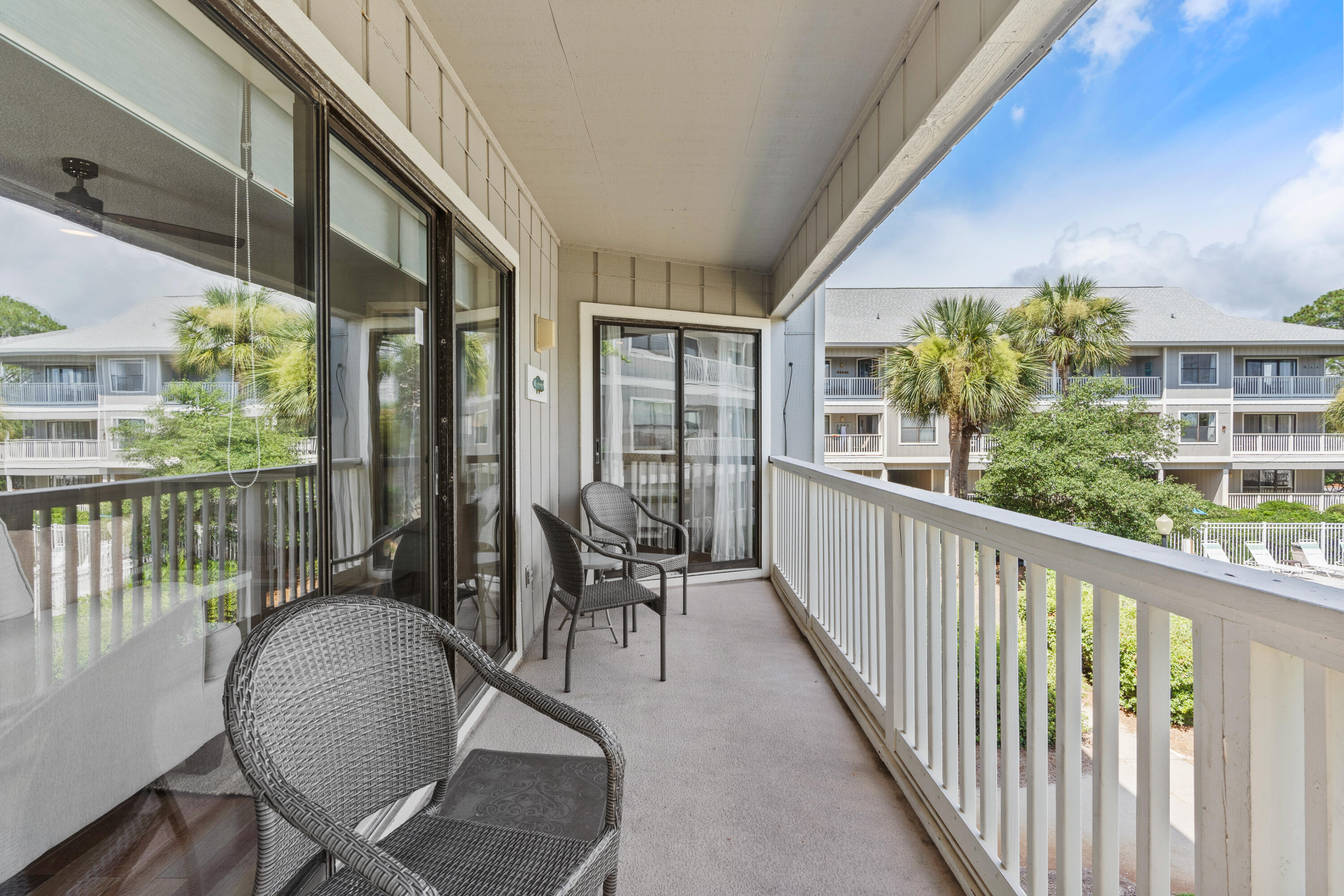 BEACHWOOD VILLAS CONDO PH 2 - Residential