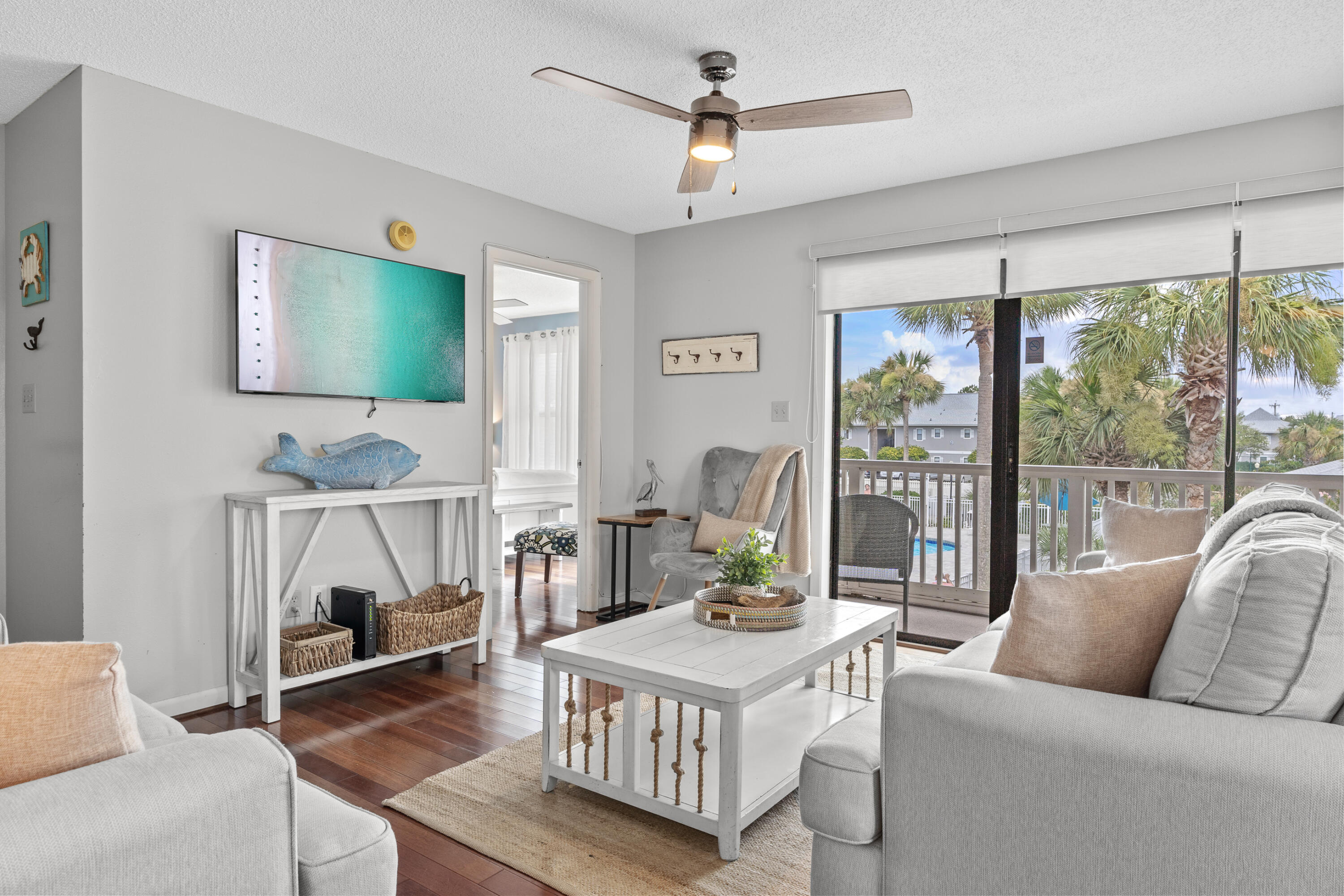 BEACHWOOD VILLAS CONDO PH 2 - Residential