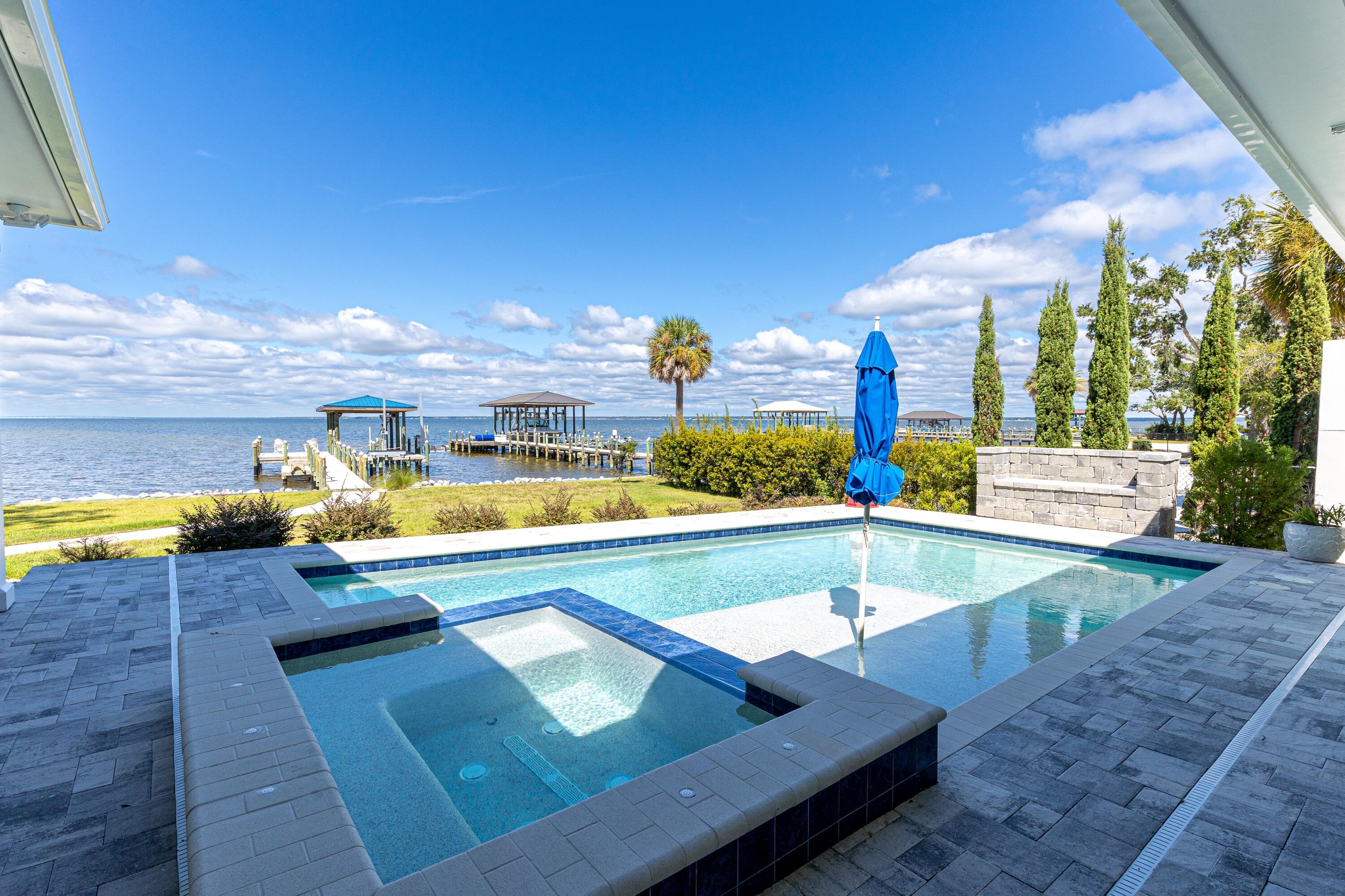 DRIFTWOOD ESTATES - Residential