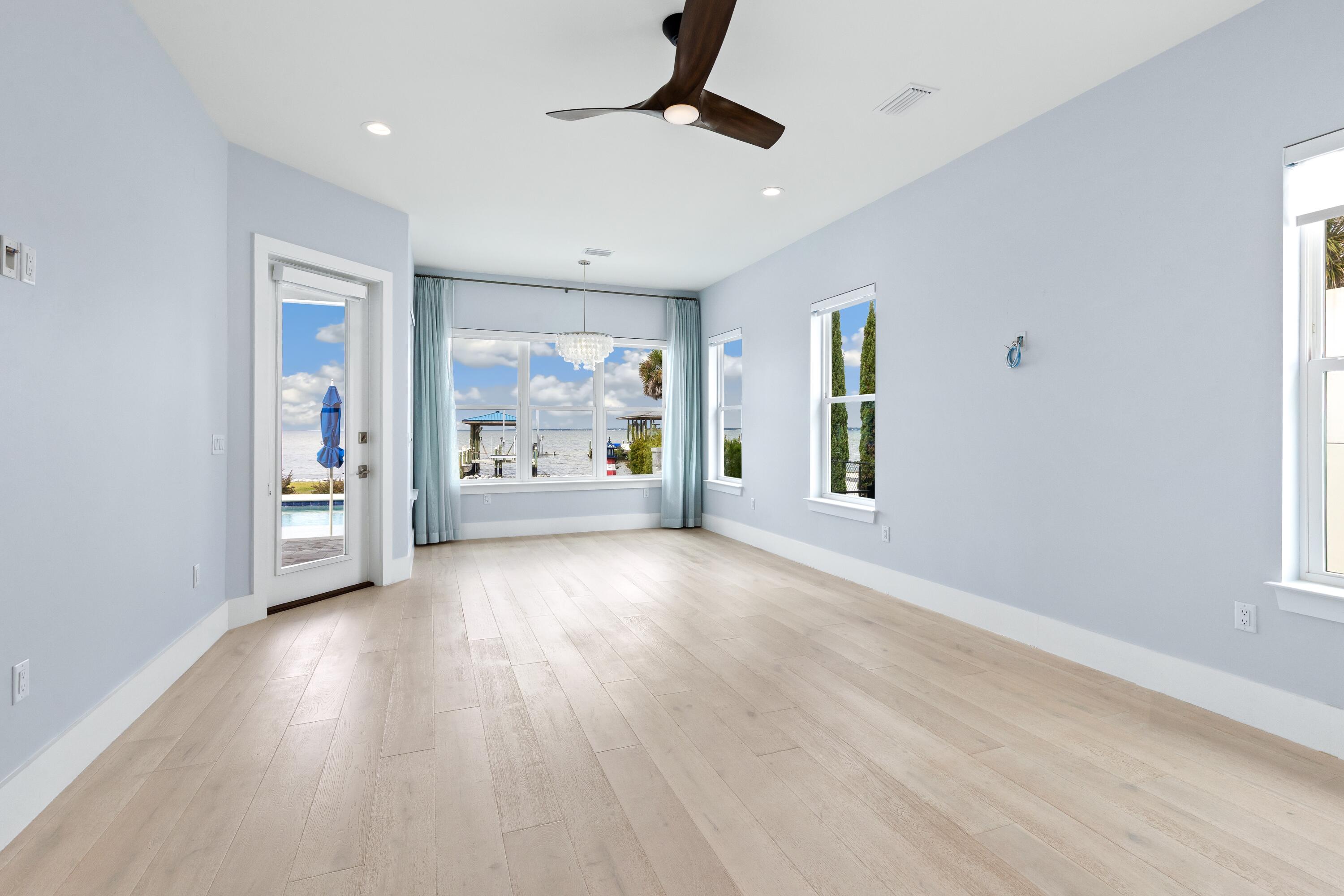 DRIFTWOOD ESTATES - Residential