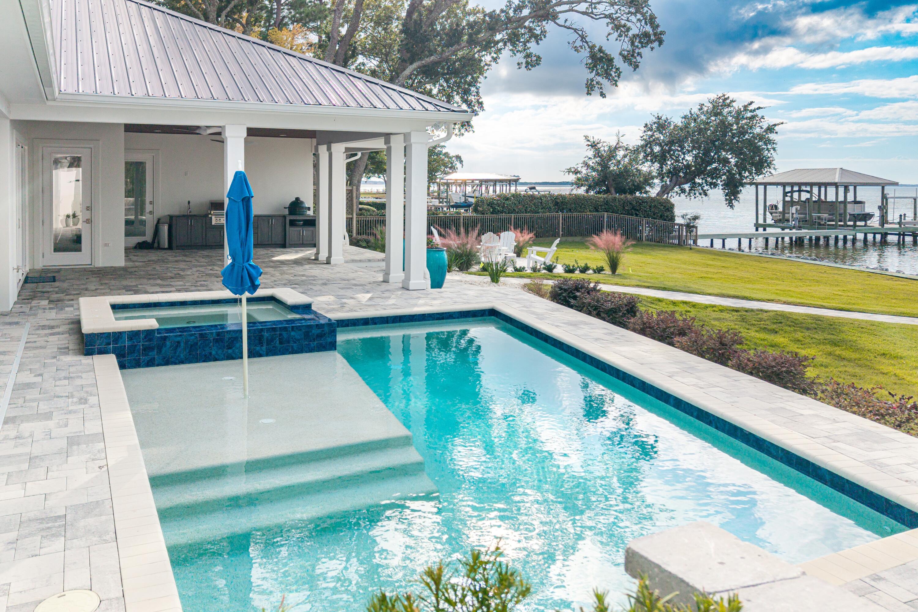 DRIFTWOOD ESTATES - Residential