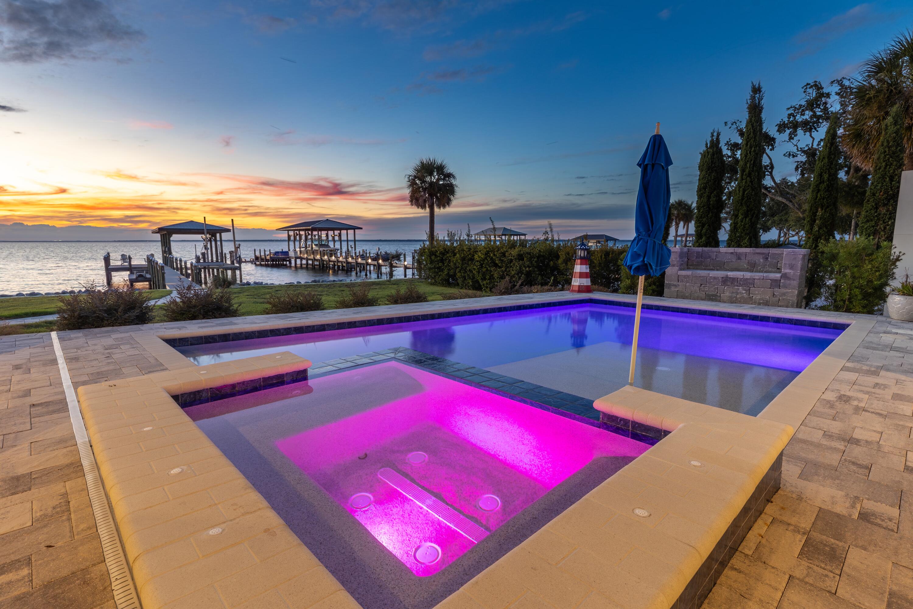 DRIFTWOOD ESTATES - Residential