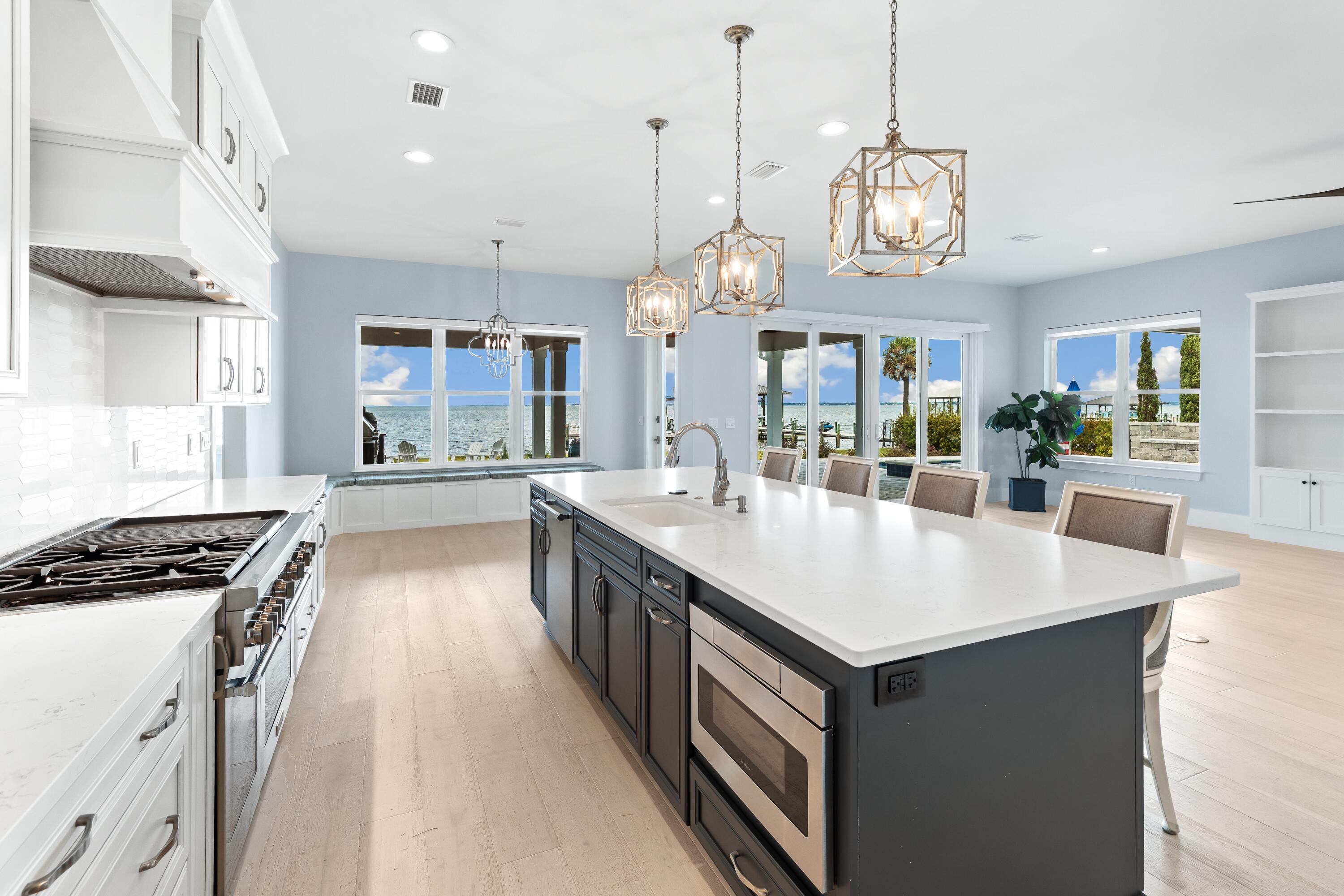 DRIFTWOOD ESTATES - Residential