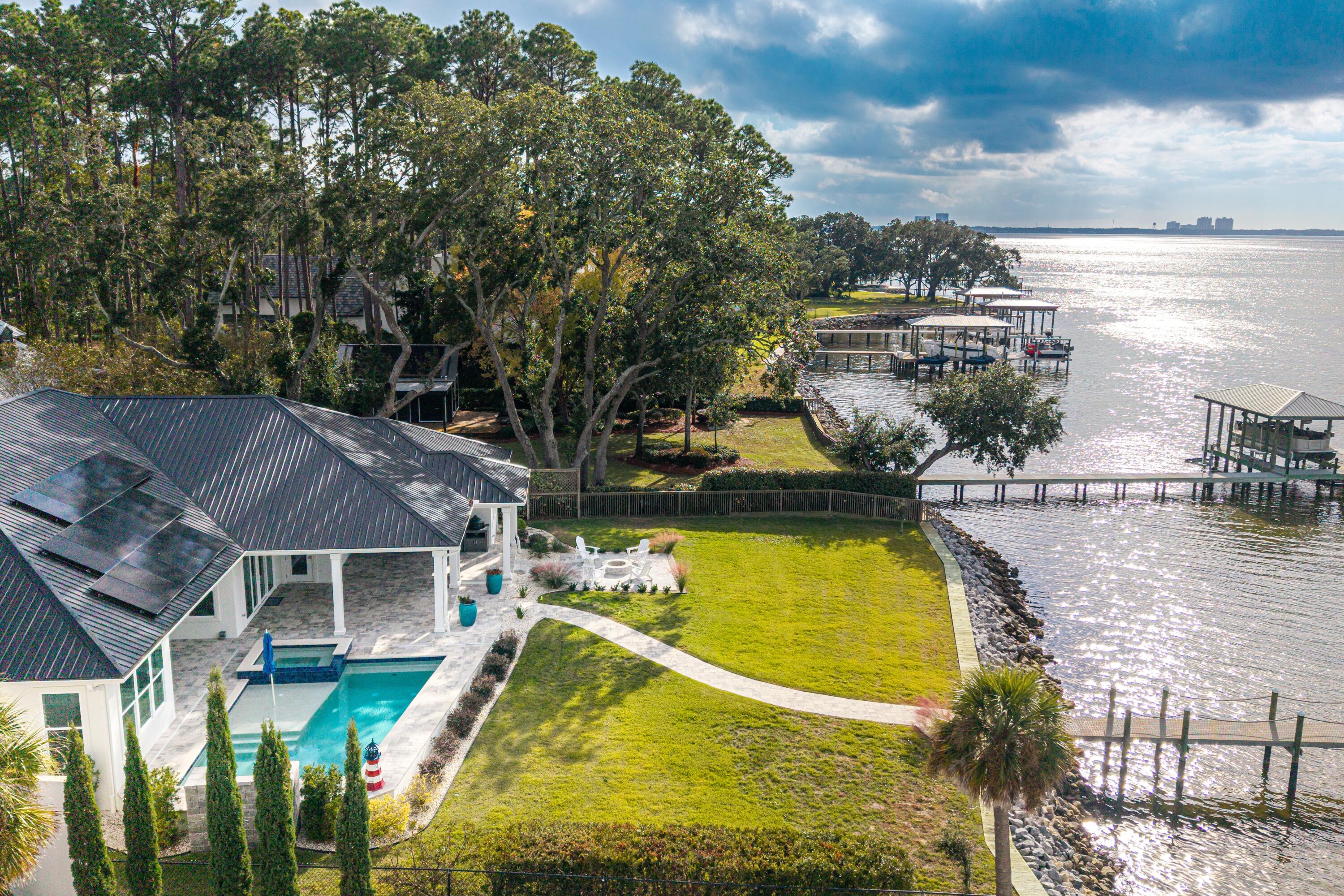 DRIFTWOOD ESTATES - Residential