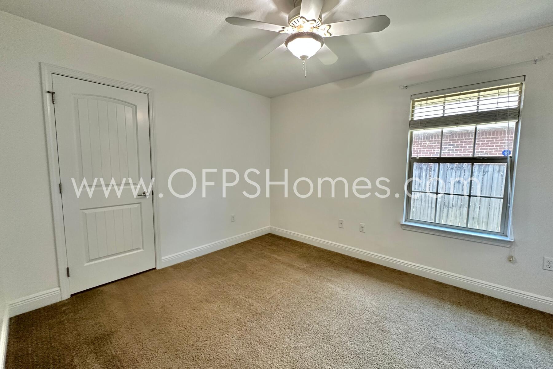 CV IRON GATE PH 1&2 - Residential Lease