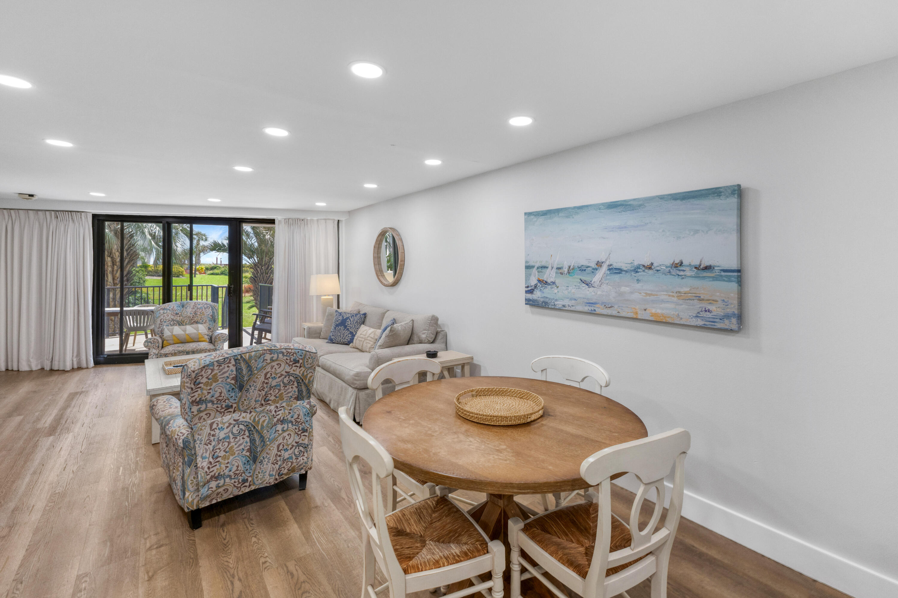 BEACHSIDE 1 CONDO - Residential