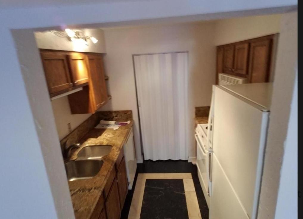 CEDARS CONDO - Residential