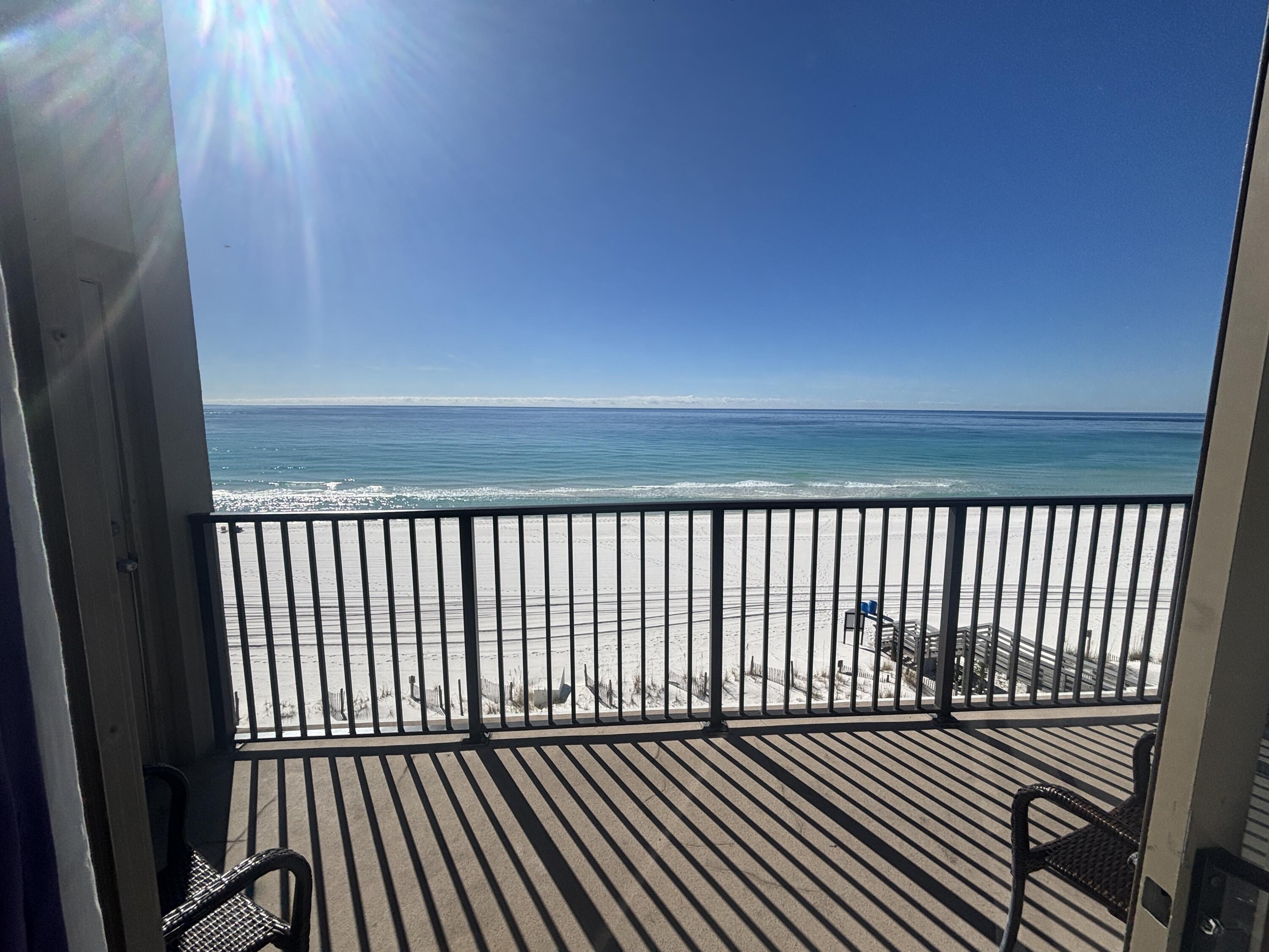 EMERALD TOWERS WEST CONDO - Residential