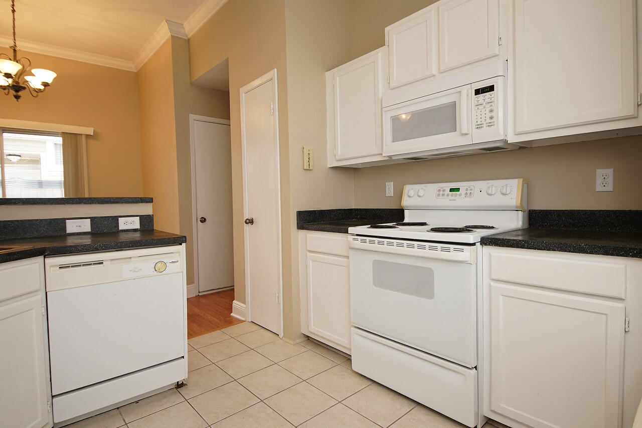 KELLY HILL ESTATES - Residential