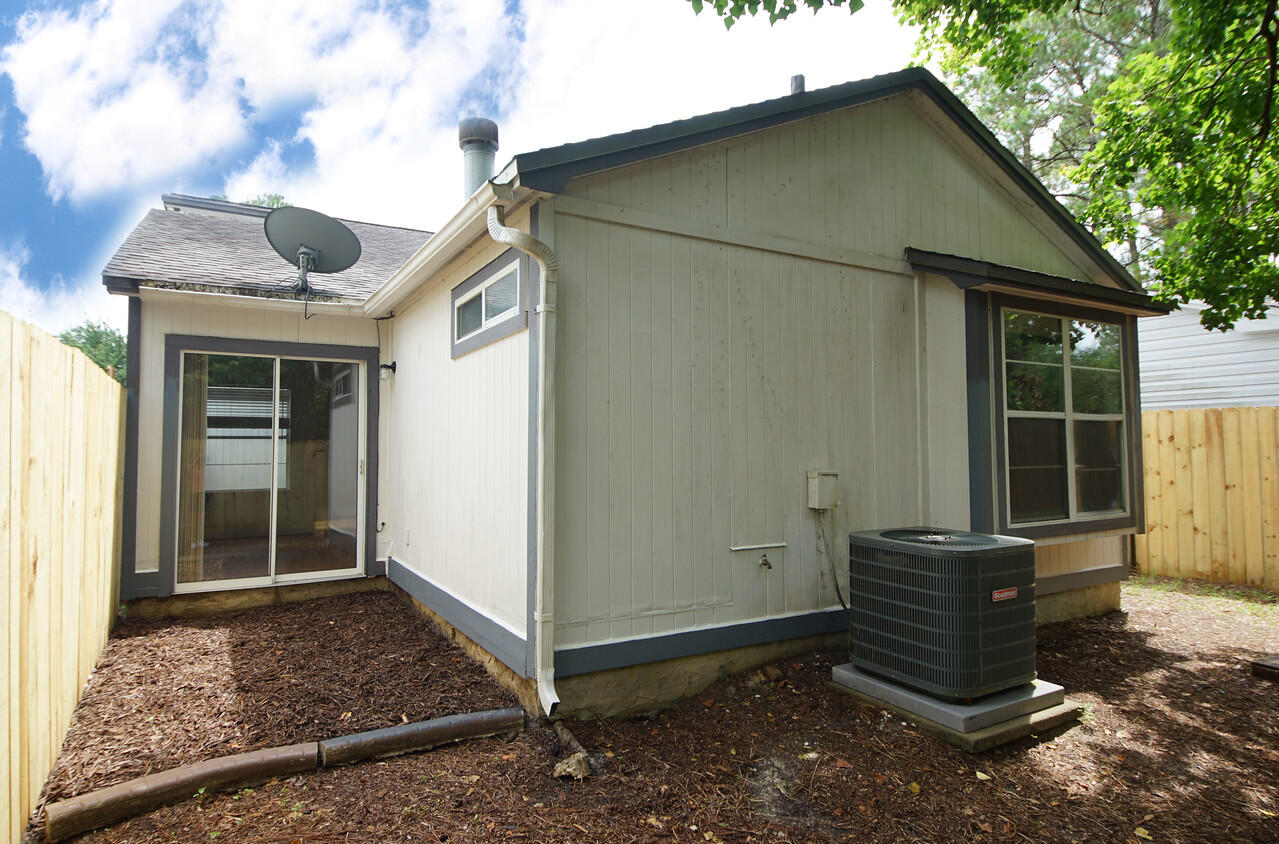 KELLY HILL ESTATES - Residential