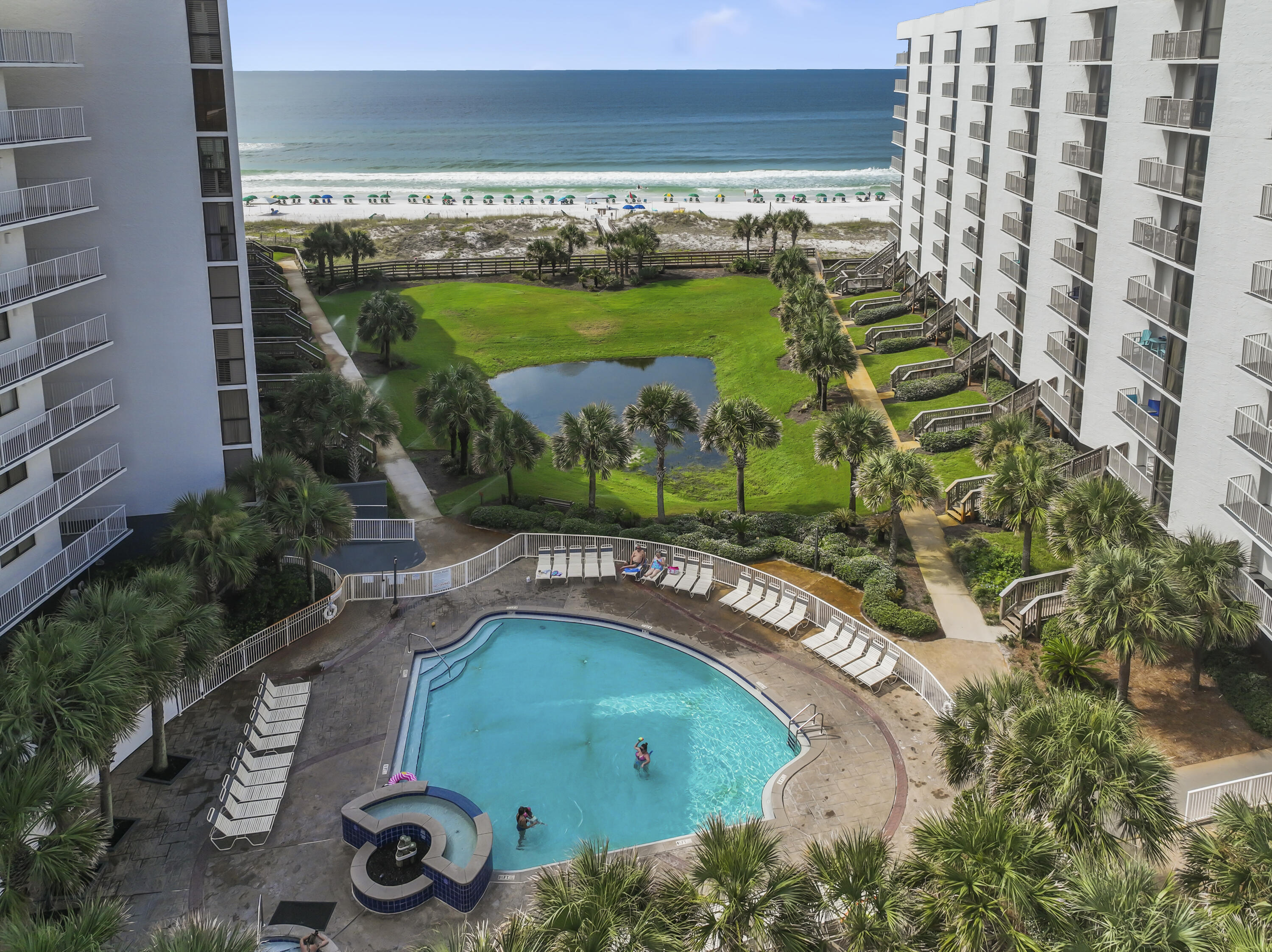 MAINSAIL CONDO PH 4 - Residential