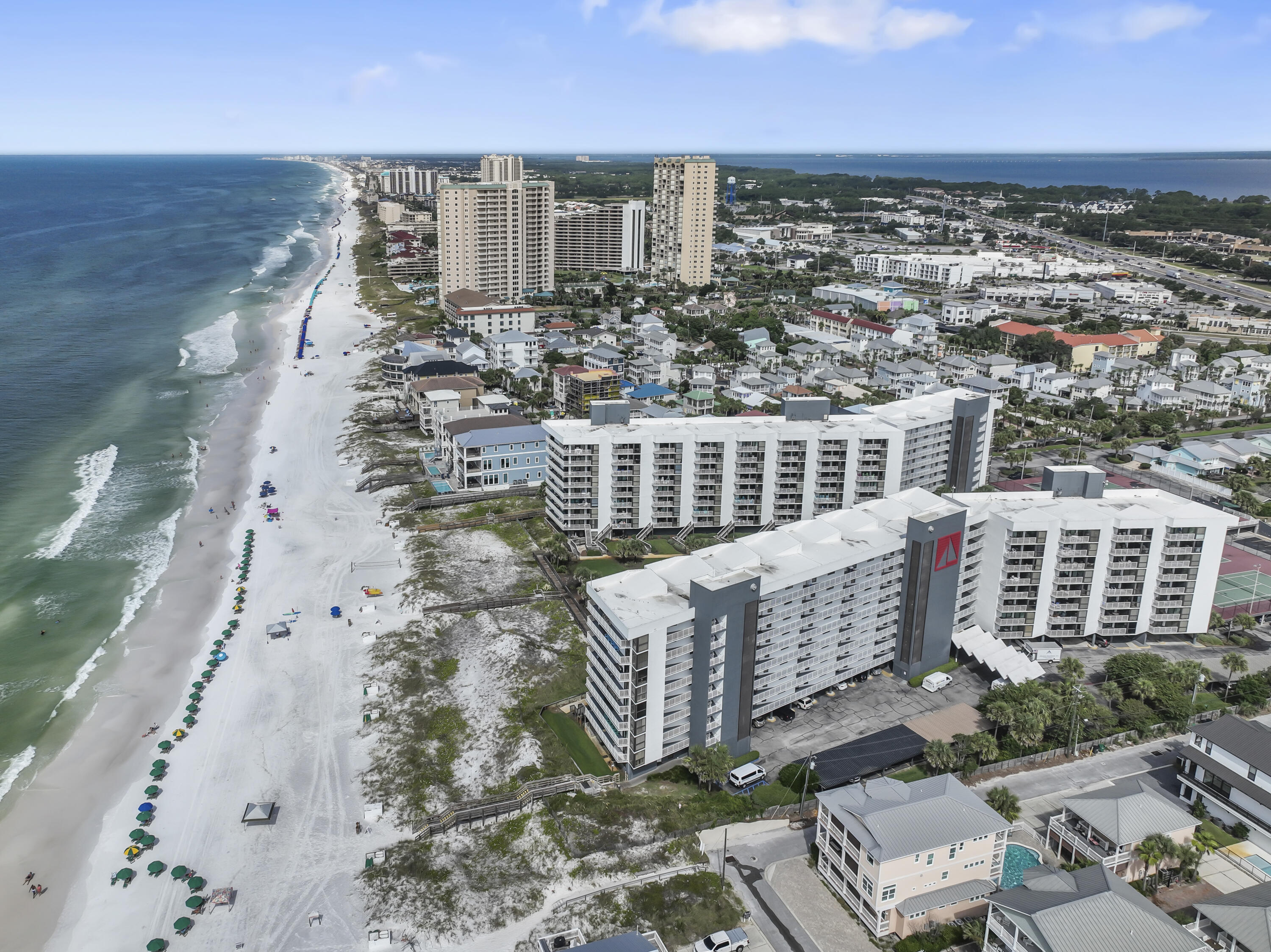 MAINSAIL CONDO PH 4 - Residential