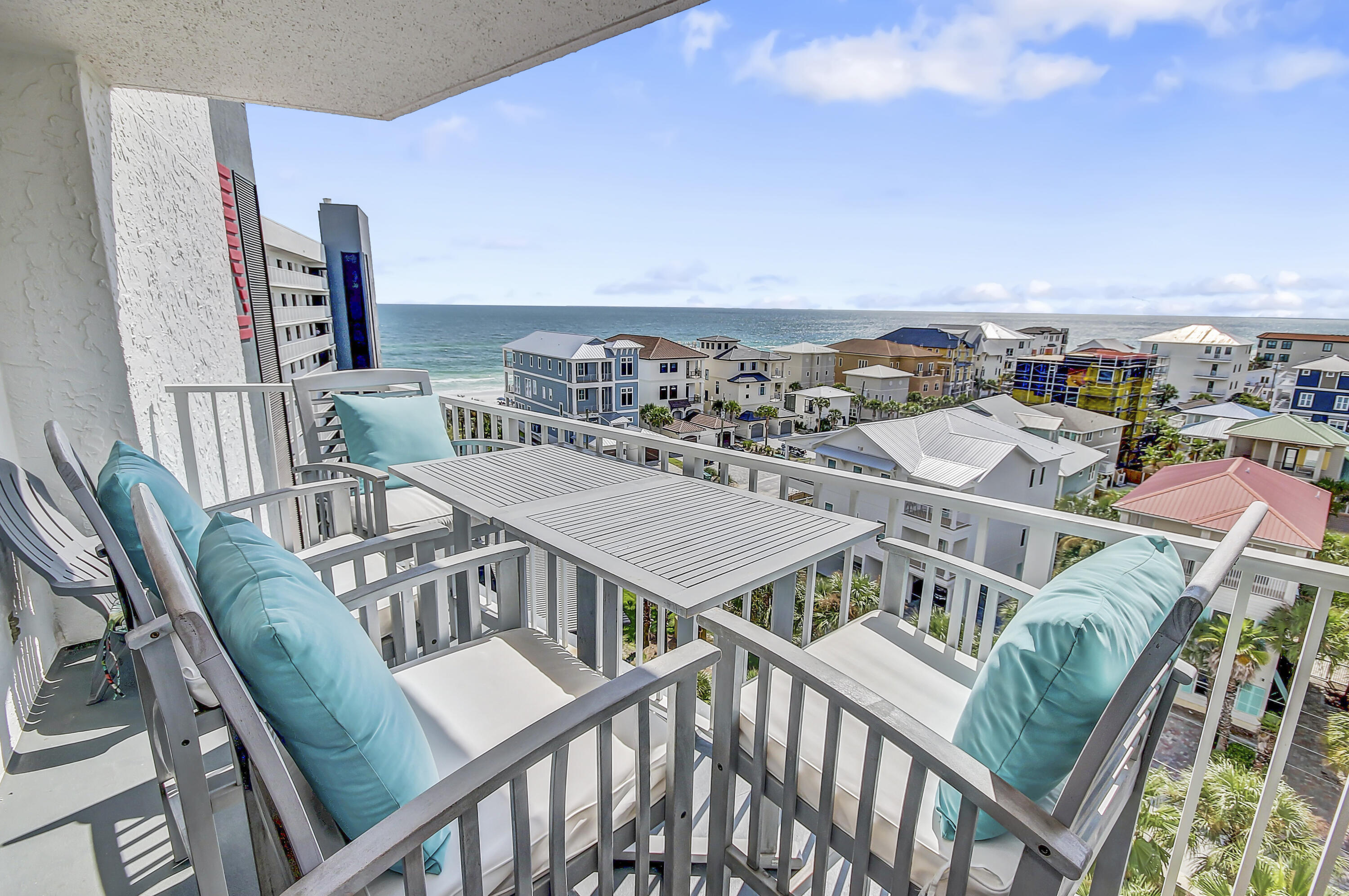 MAINSAIL CONDO PH 4 - Residential