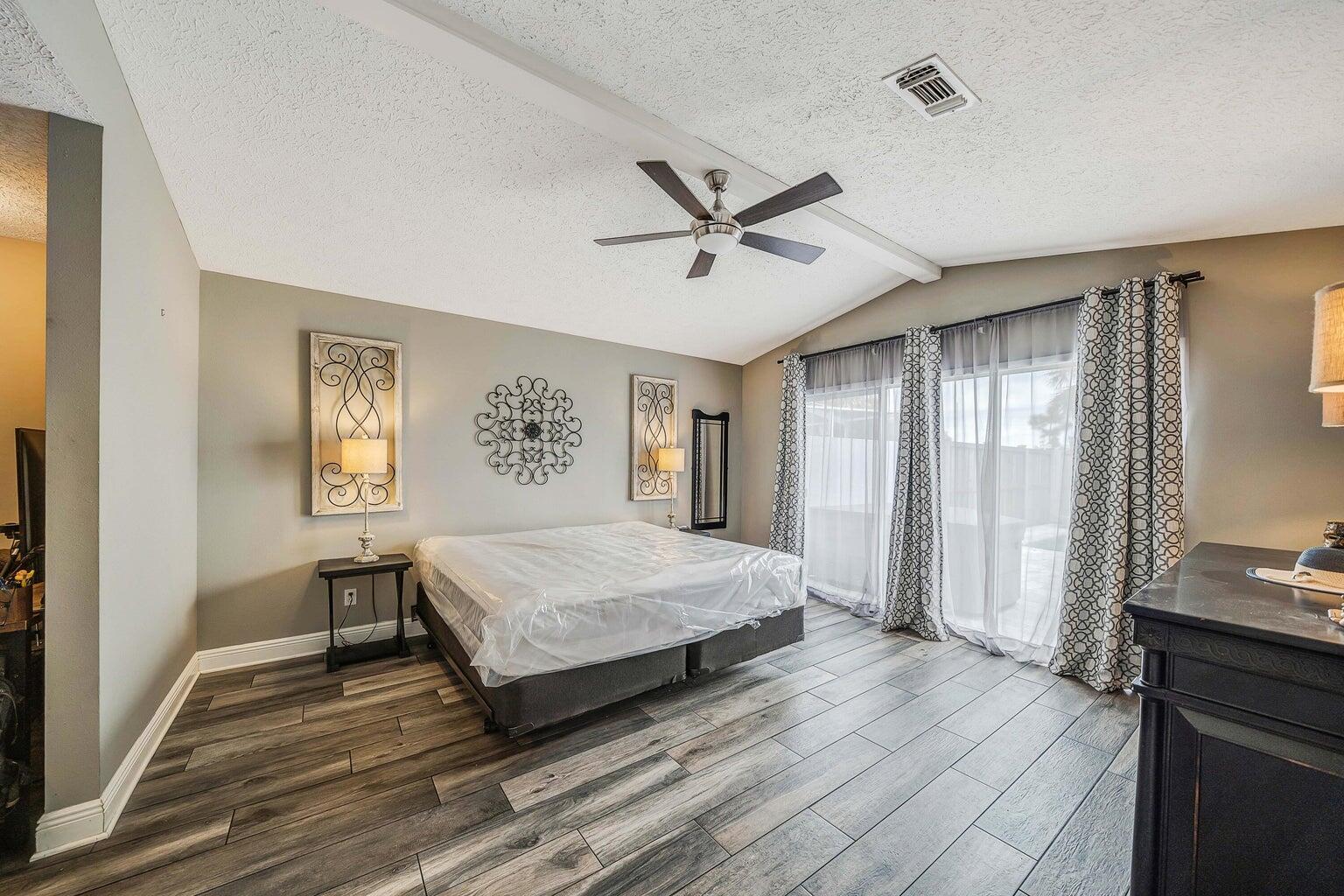 the glades - Residential Lease