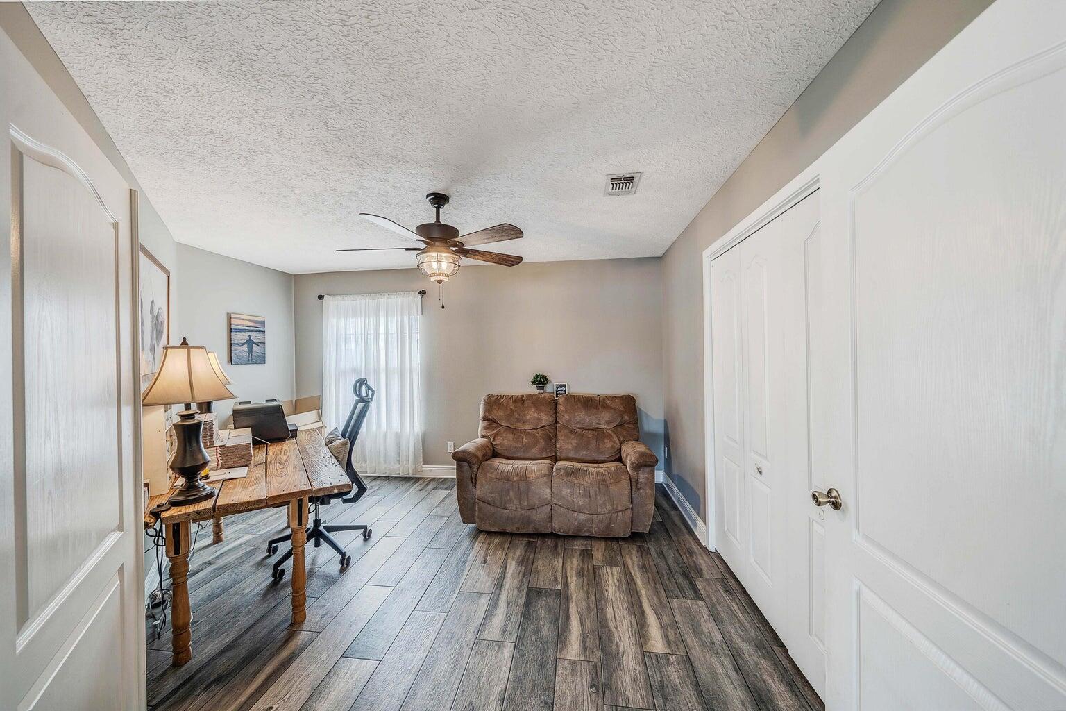 the glades - Residential Lease