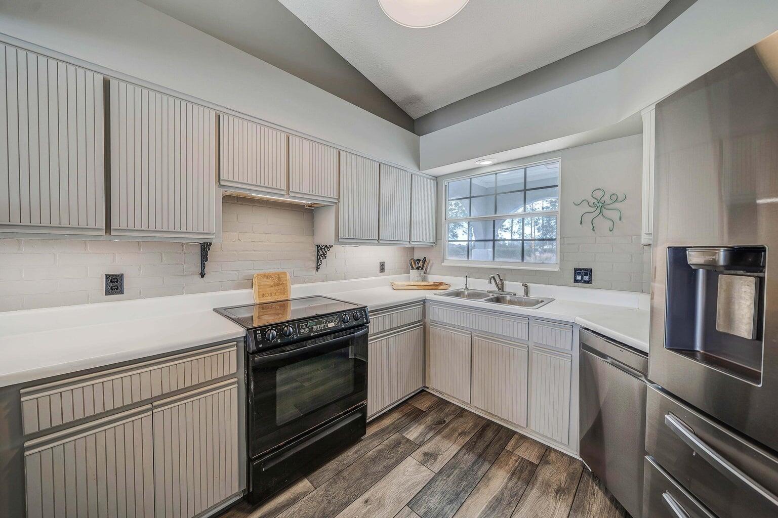 the glades - Residential Lease